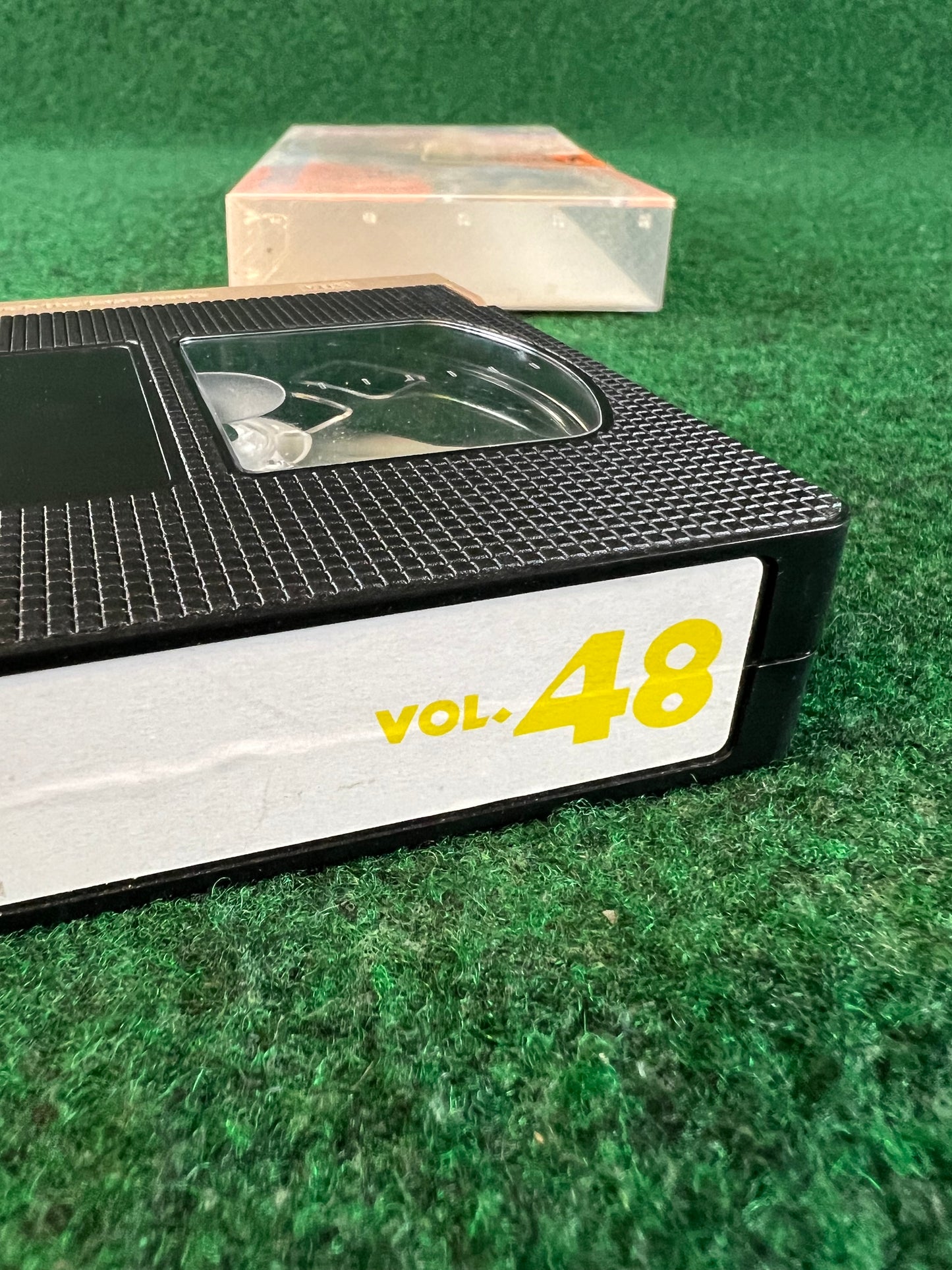 OPTION Video VHS - Vol. 48