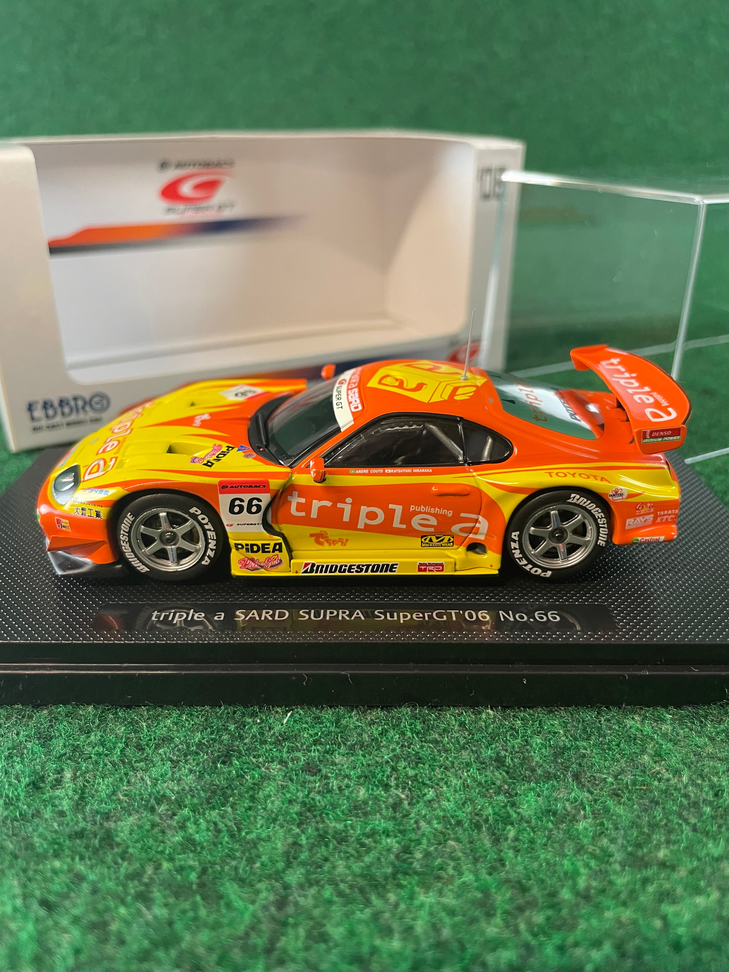EBBRO - SuperGT 2006 triple a SARD Toyota Supra No. 66 1/43 Scale