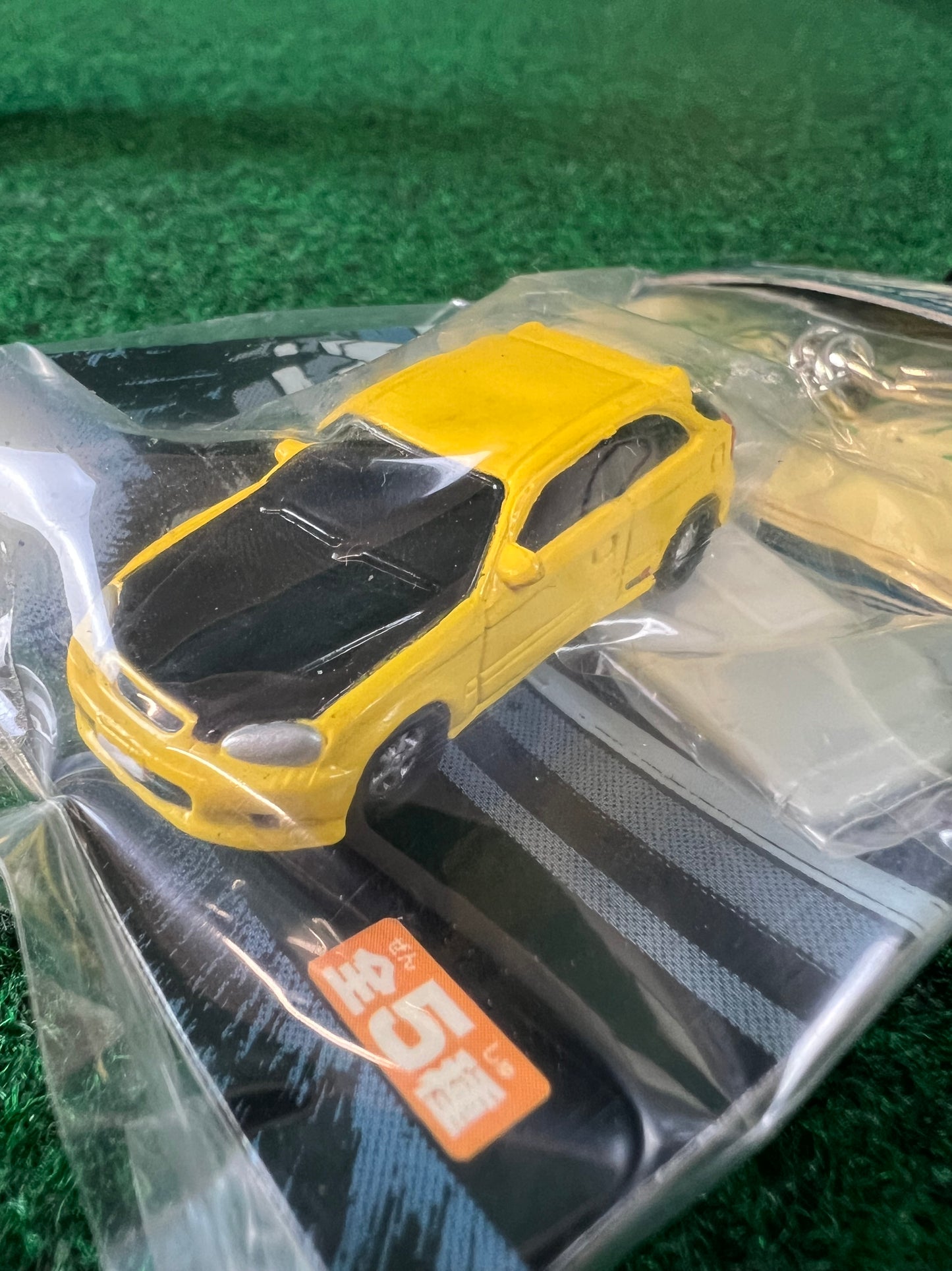 Initial D - Honda Civic EK9 with License Plate and Numbers Charm Keychain