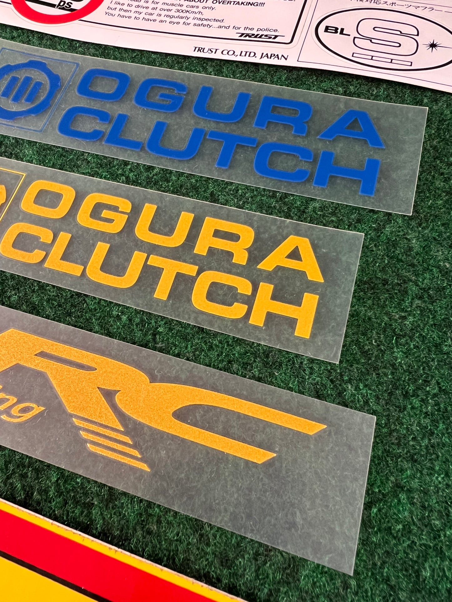 TRUST, MOMO & Ogura Racing Clutch Sticker Set