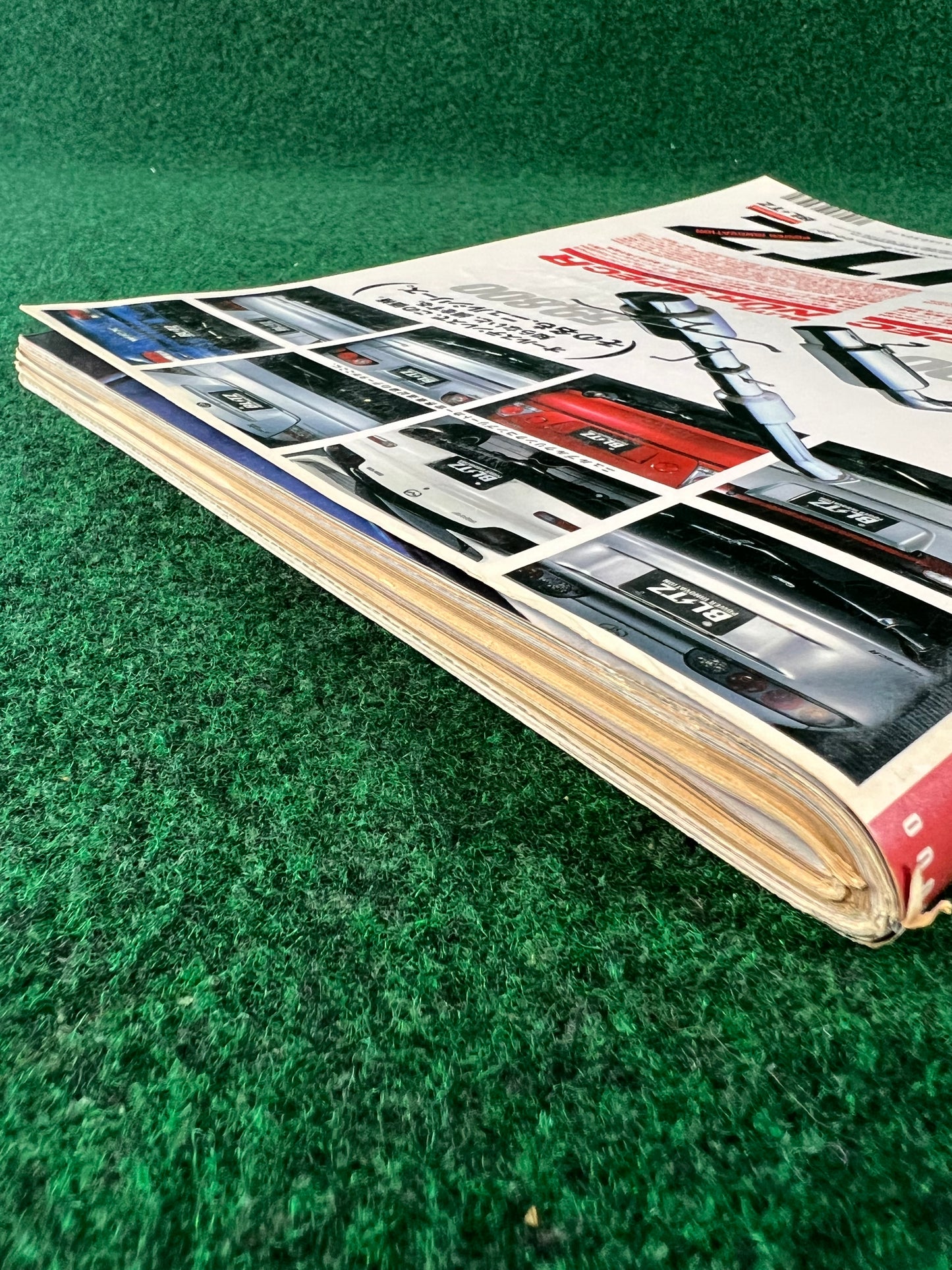 CARBOY Magazine - March 2000