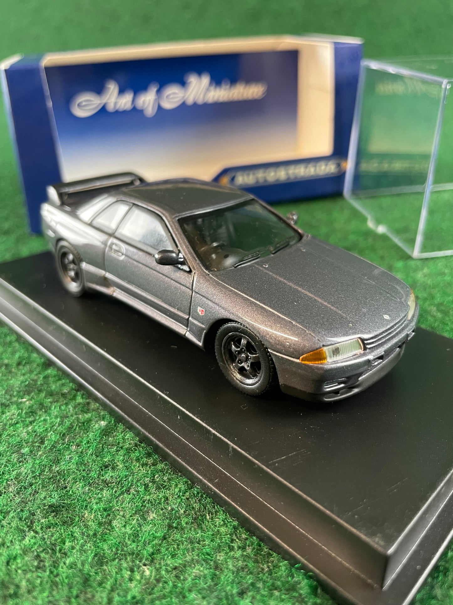 Autostrada - Nissan Skyline R32 GT-R (Gunmetal Gray) 1/43 Scale Diecast