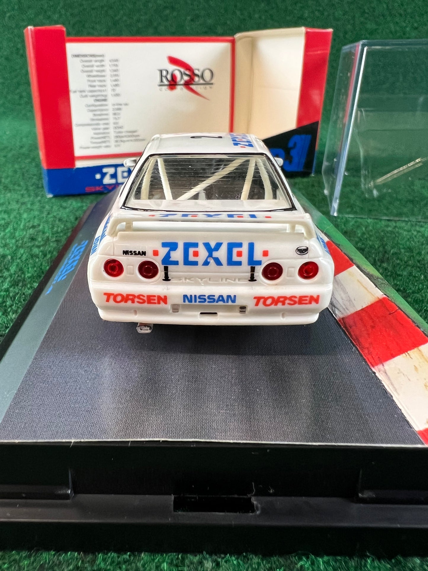 ROSSO - Zexel No. 2 Nissan Skyline R32 GT-R 1/43 Scale Model Car