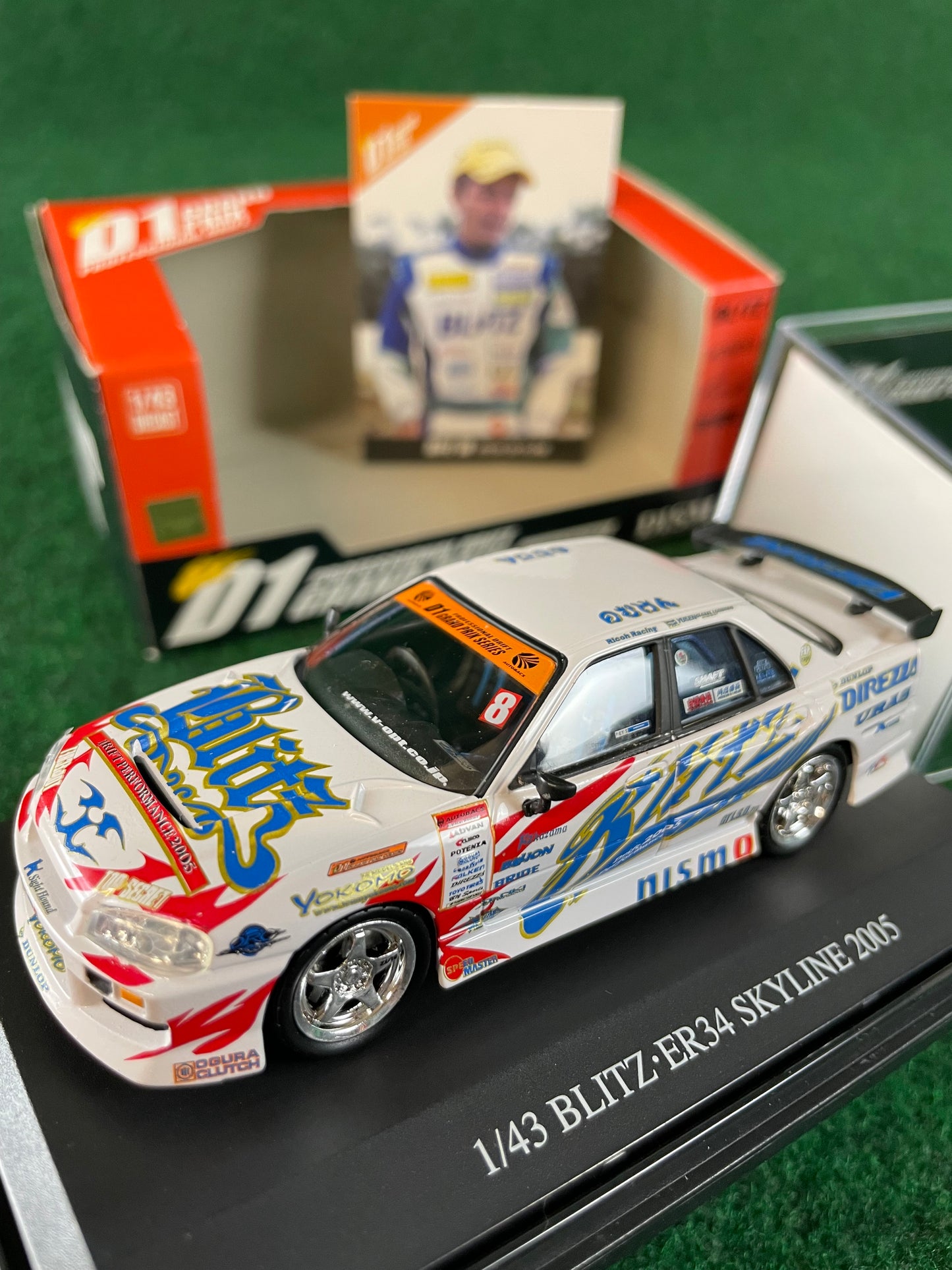 DISM D1 Grand Prix Memorial - 2005 Blitz Nissan Skyline ER34 1/43 Scale Diecast