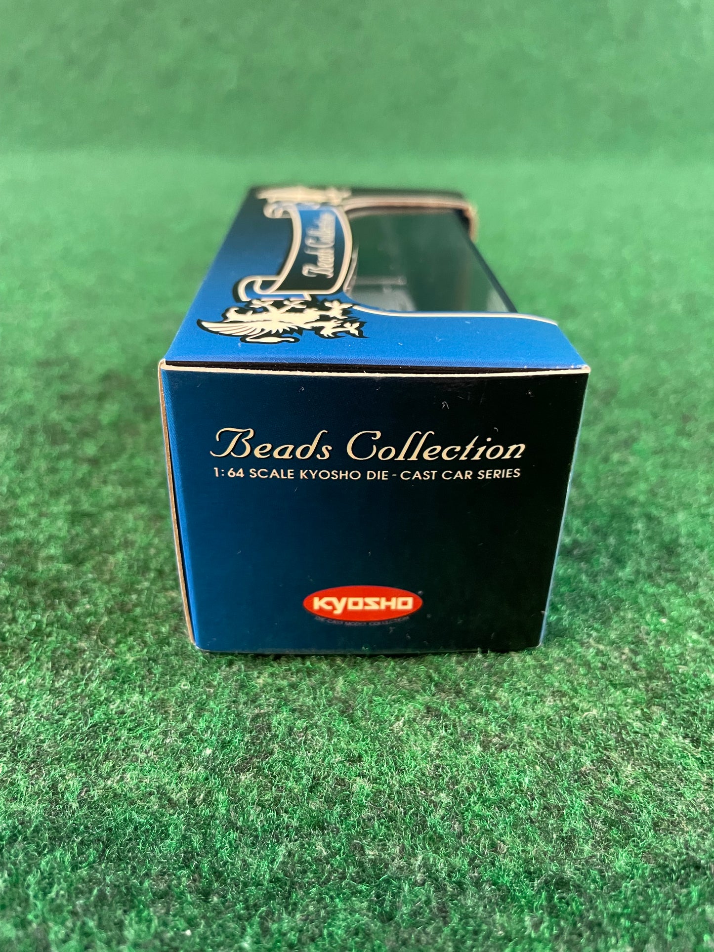 KYOSHO - Beads Collection Silver 1999 Nissan Skyline R34 GT-R 1/64 Scale Diecast