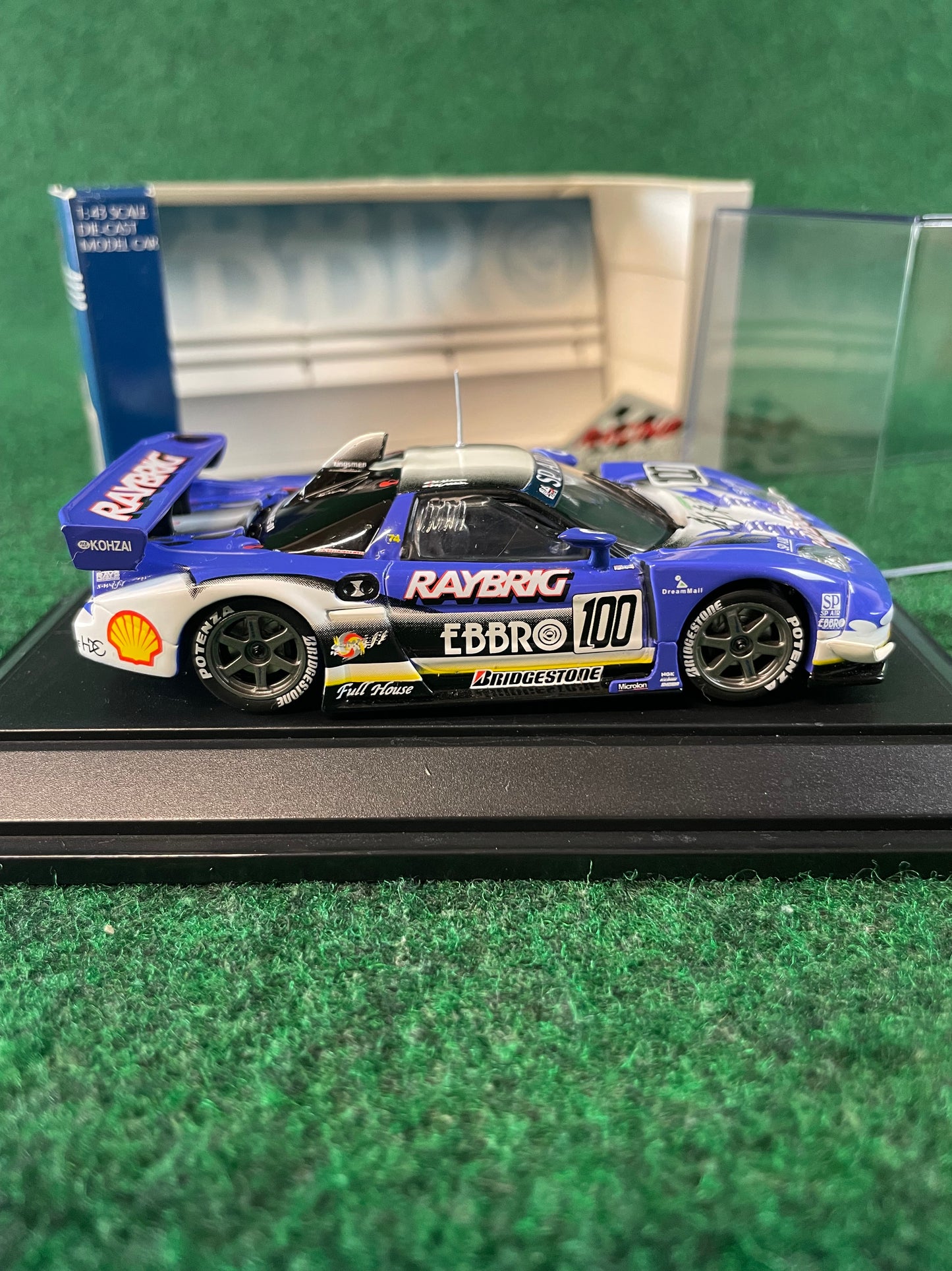 EBBRO Racing Car Collection: JGTC RAYBRIG 2004 Honda NSX Suzuka 1000km 1/43 Scale Diecast
