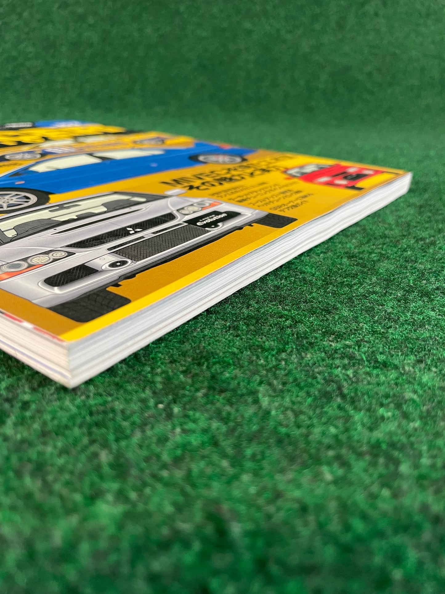 Hyper REV Magazine - Mitsubishi Lancer Evolution - Vol. 103 No. 6