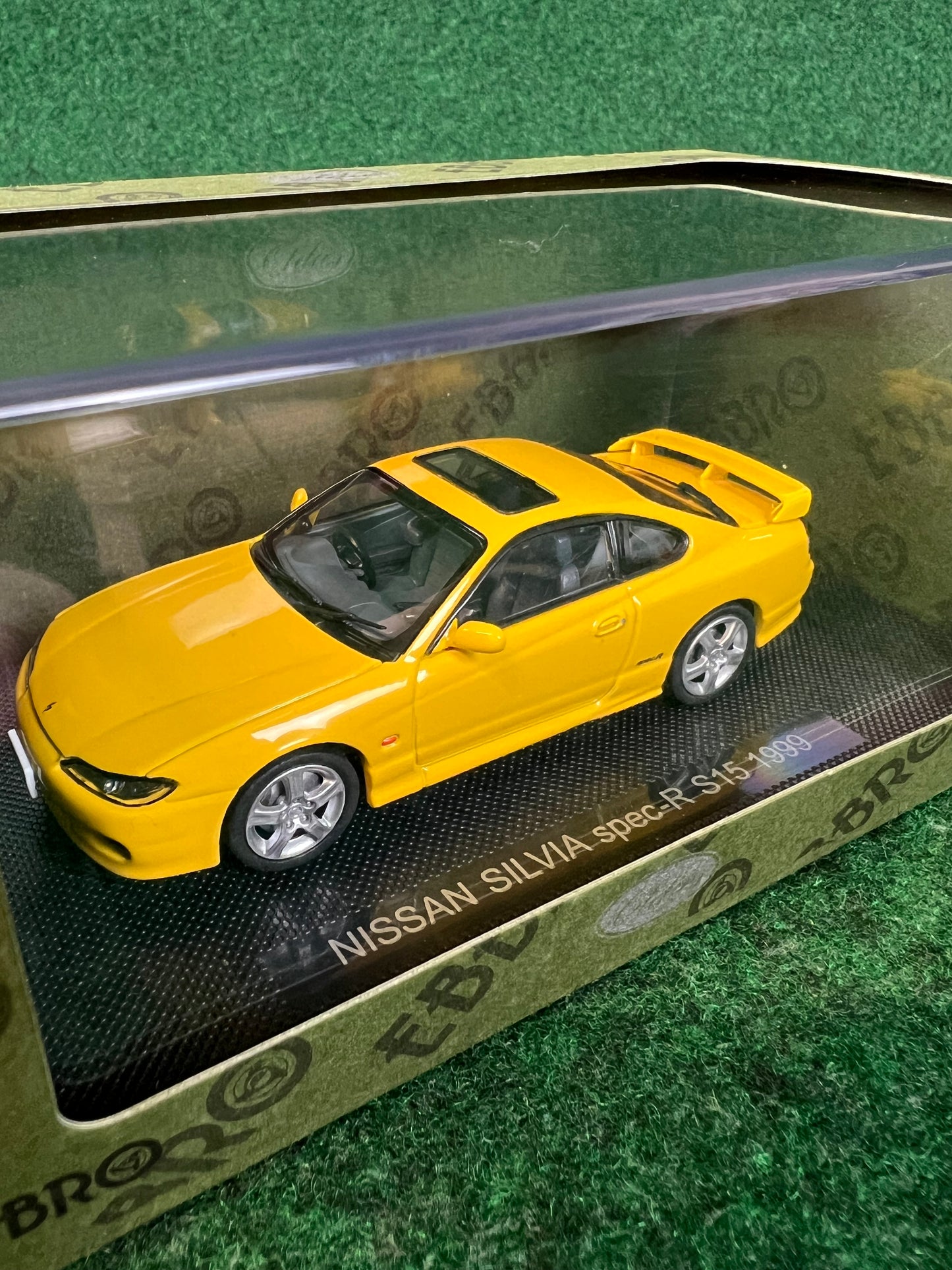 EBBRO Oldies - 1999 Nissan Silvia S15 Spec R Yellow 1/43 Scale Diecast