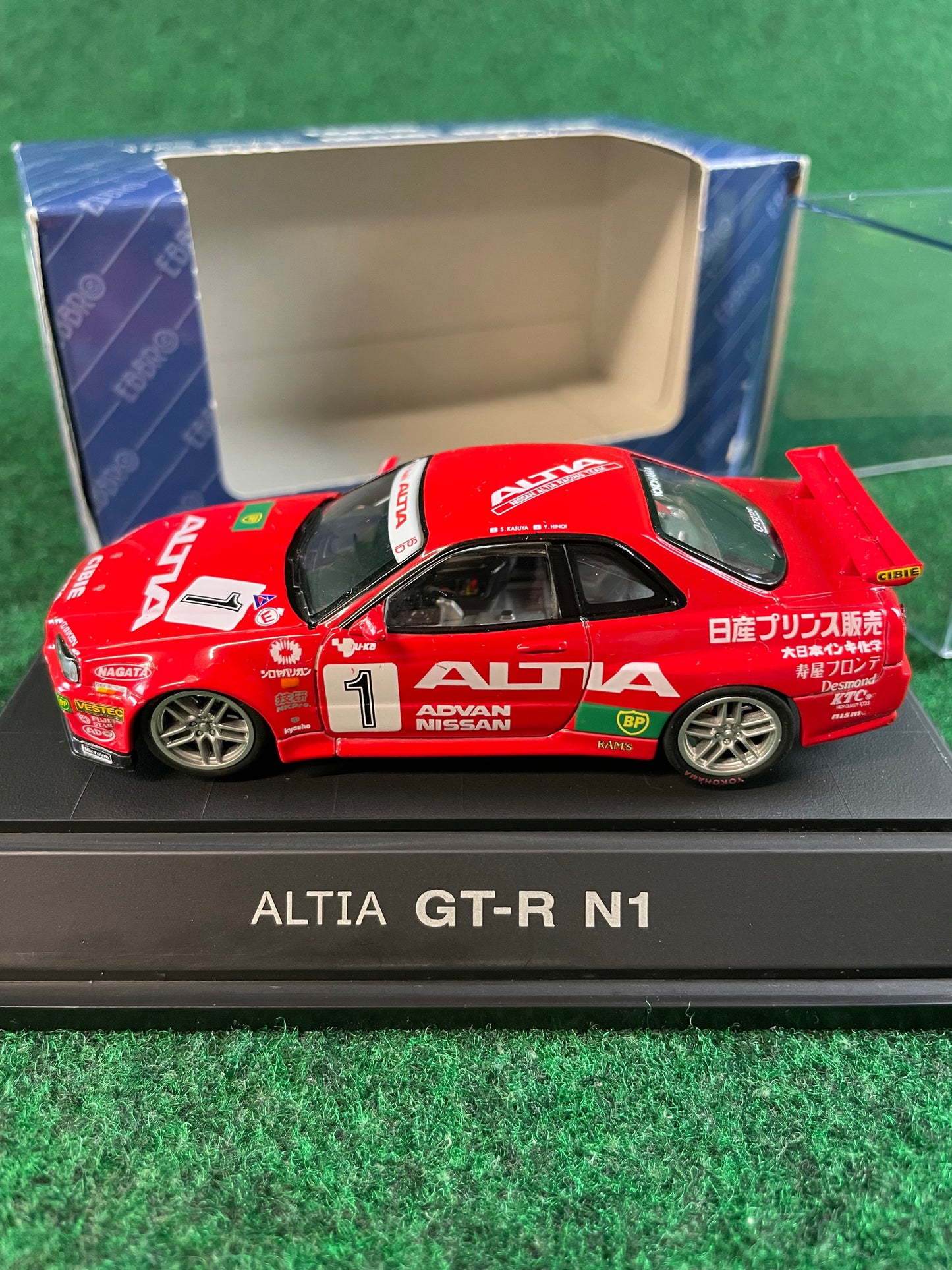 EBBRO - Super Taikyu Altia Nissan Skyline R34 GT-R 1/43 Scale Diecast
