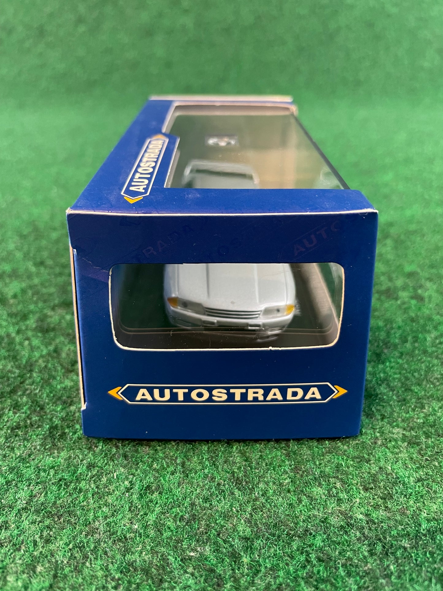 Autostrada - Nissan Skyline R32 GT-R (Silver) 1/43 Scale Diecast