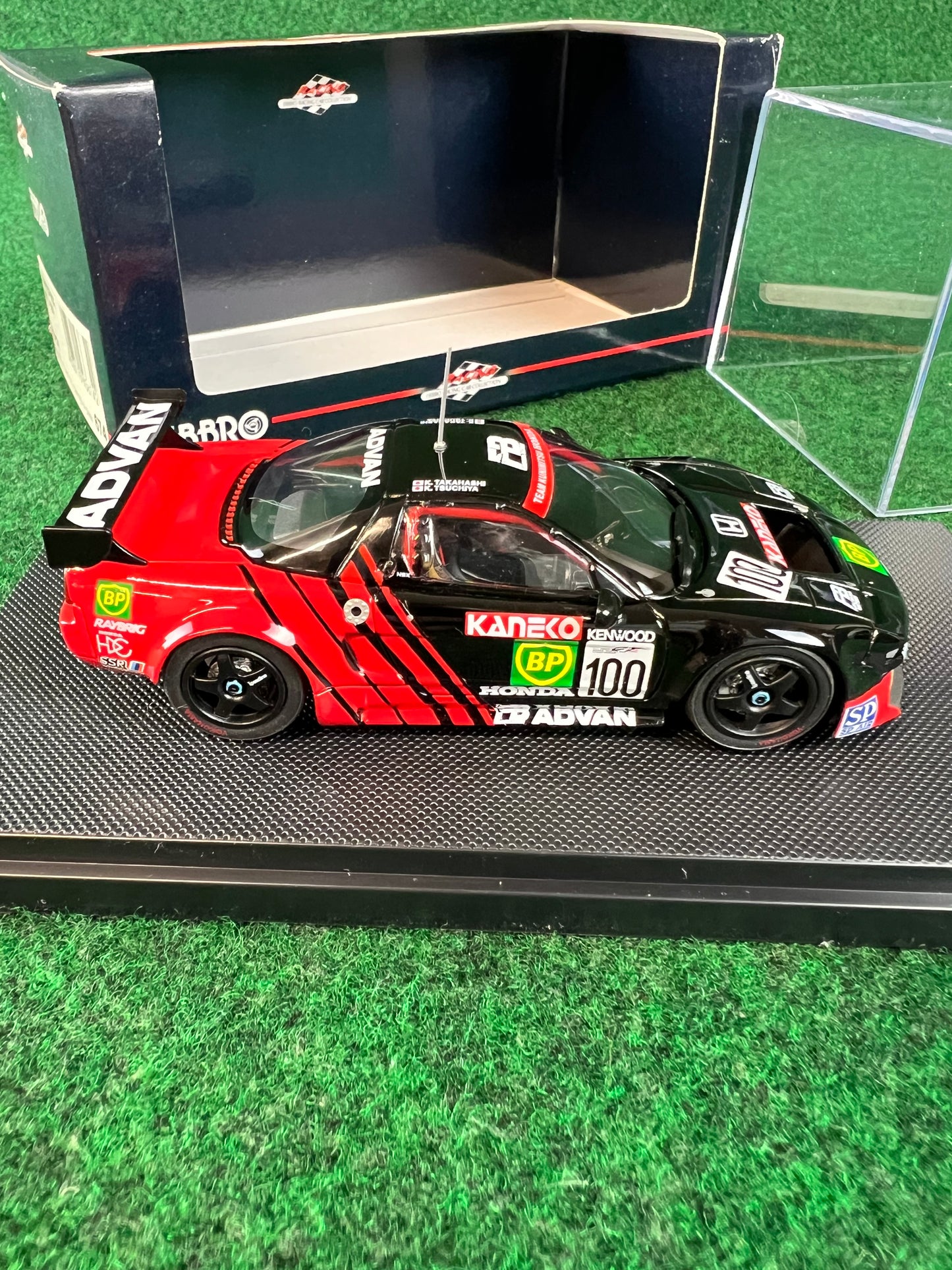 EBBRO Racing Collection - Advan BP JGTC 1996 Honda NSX 1/43 Scale Diecast
