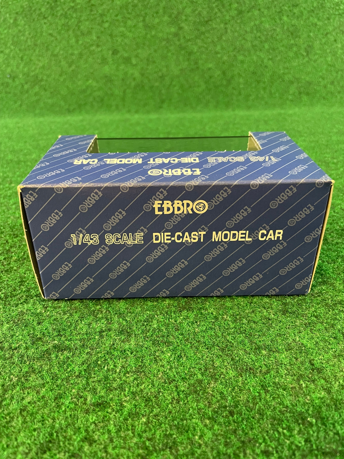 EBBRO 1999 Honda S2000 (Indy Yellow Pearl) 1/43 Scale Diecast