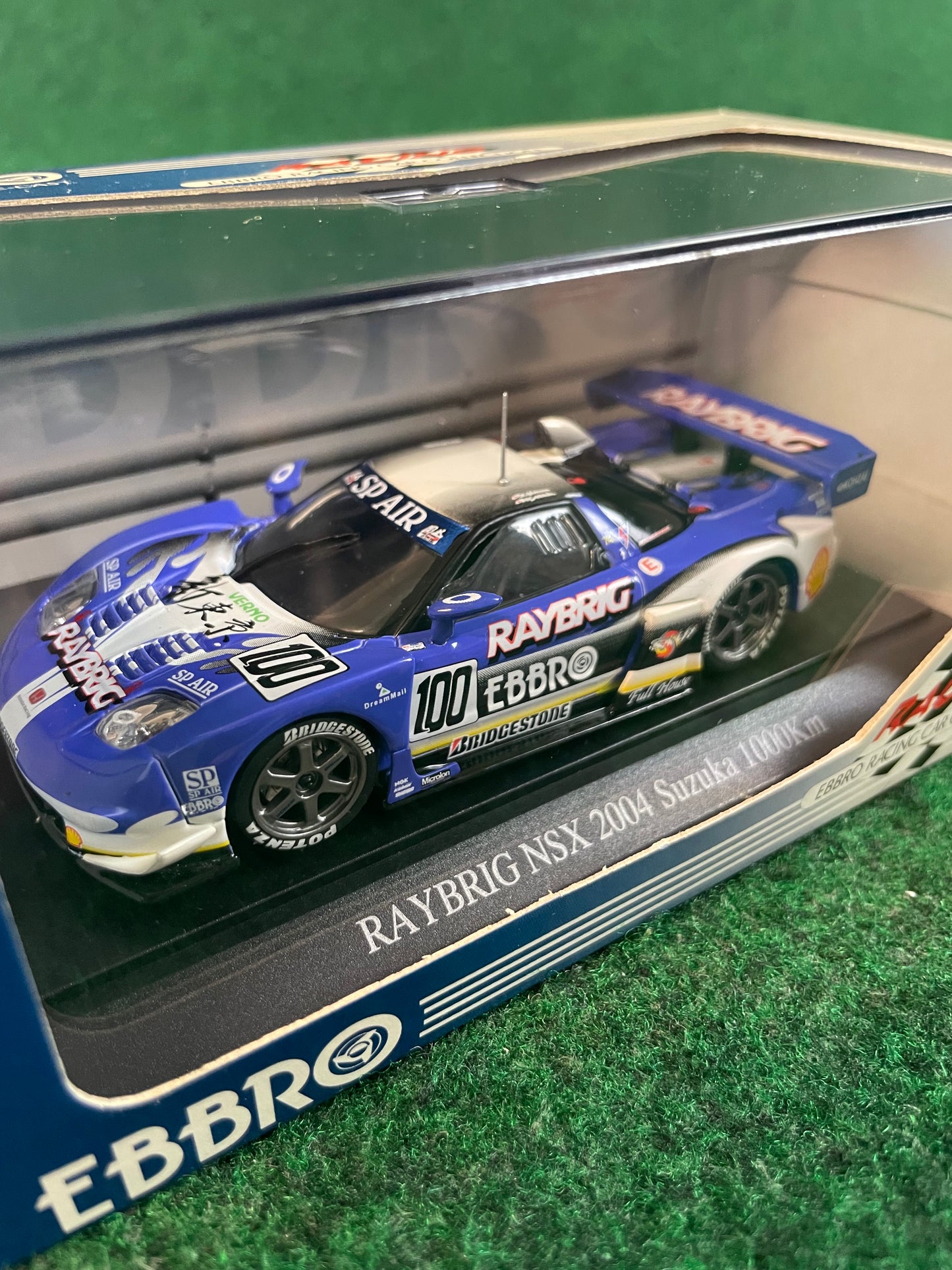 EBBRO Racing Car Collection: JGTC RAYBRIG 2004 Honda NSX Suzuka 1000km 1/43 Scale Diecast