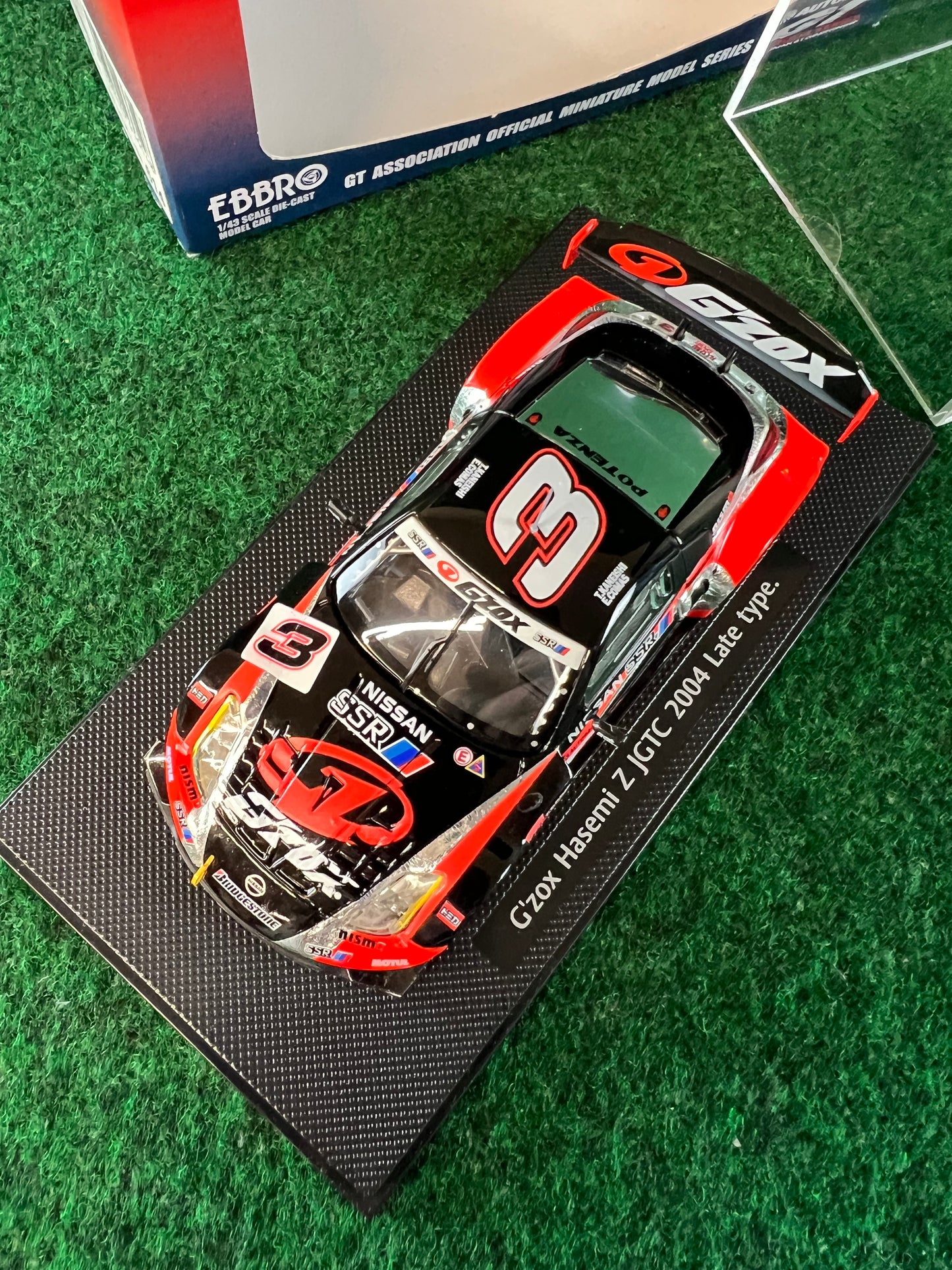 EBBRO - 2004 JGTC Hasemi G’Zox Nissan Fairlady Z 1/43 Scale Diecast