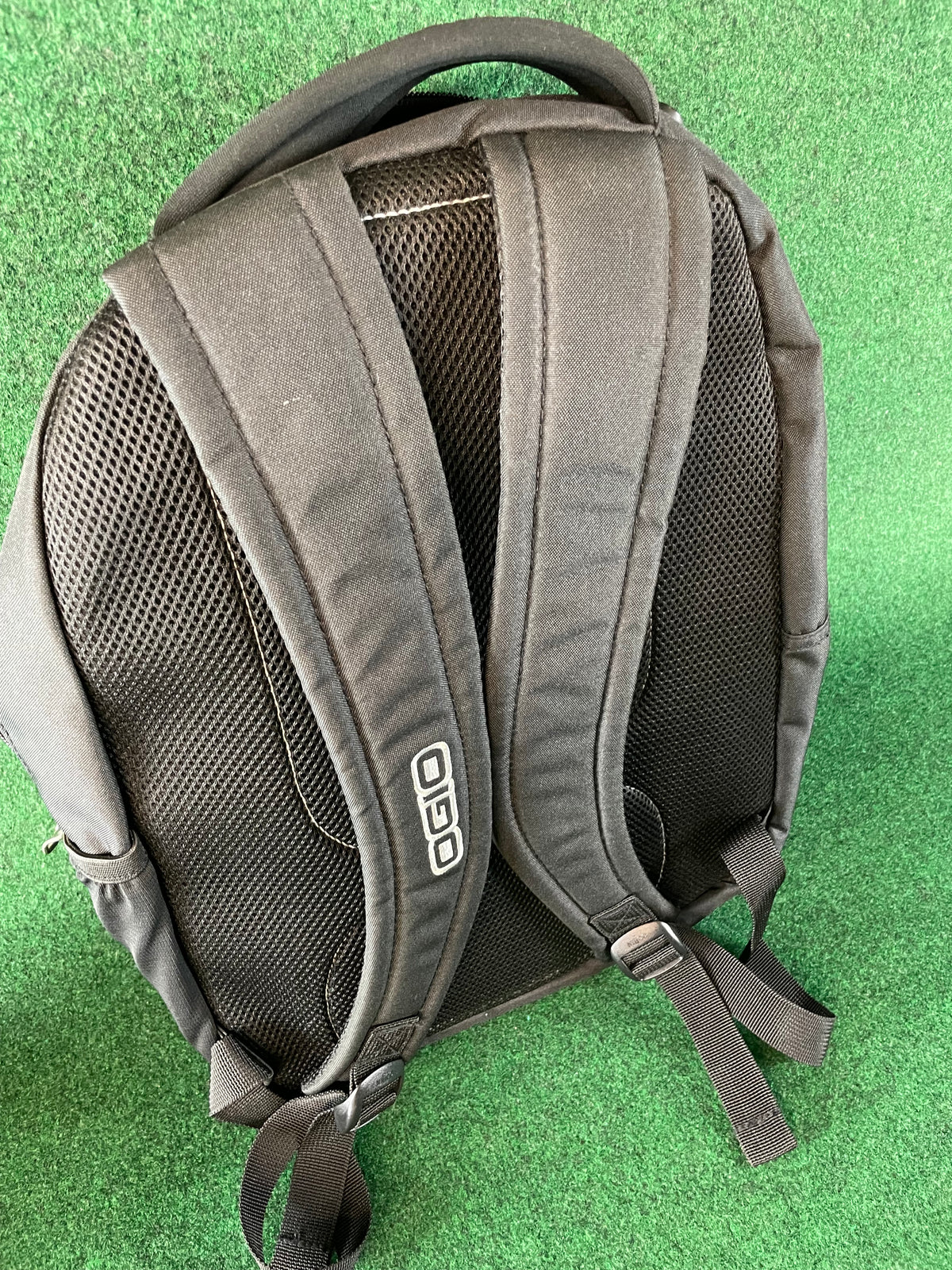 ENEOS - Ogio Black Backpack and Flexfit Hat Set