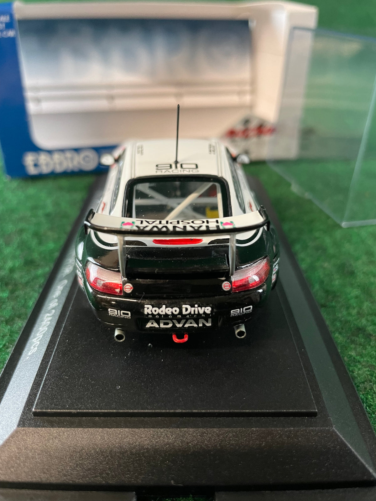 EBBRO Racing Car Collection - JGTC 2002 Rodeo Drive Advan Porsche 911 GT3R 1/43 Scale Diecast