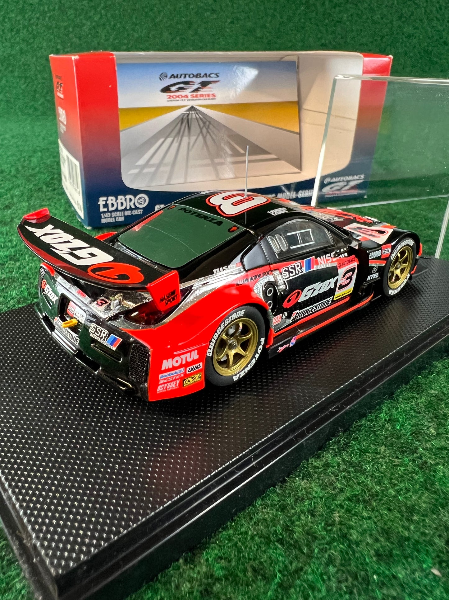 EBBRO - 2004 JGTC Hasemi G’Zox Nissan Fairlady Z 1/43 Scale Diecast