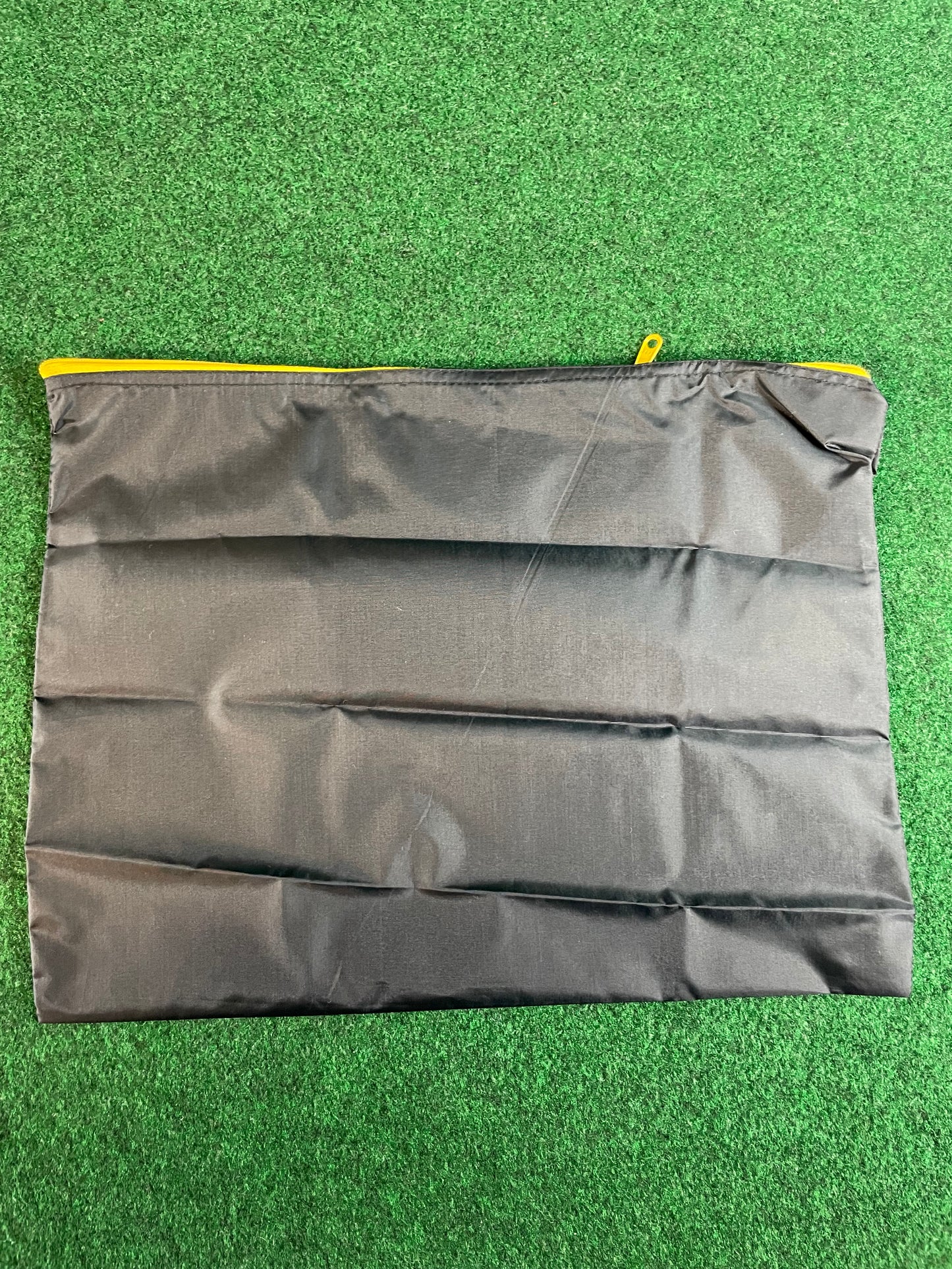 Nissan Skyline R32 GTS-T Type M - Green, Red and Yellow Zipper Bags Complete Set