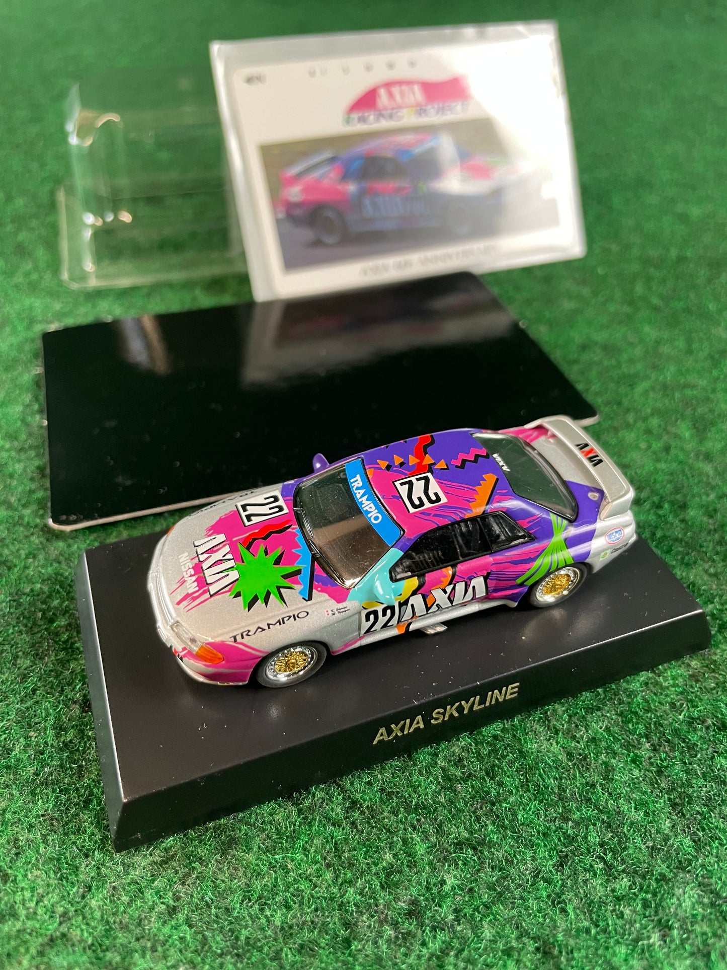 AXIA Group A Nissan Skyline R32 GT-R Phone Card & 1/64 Scale Diecast Set