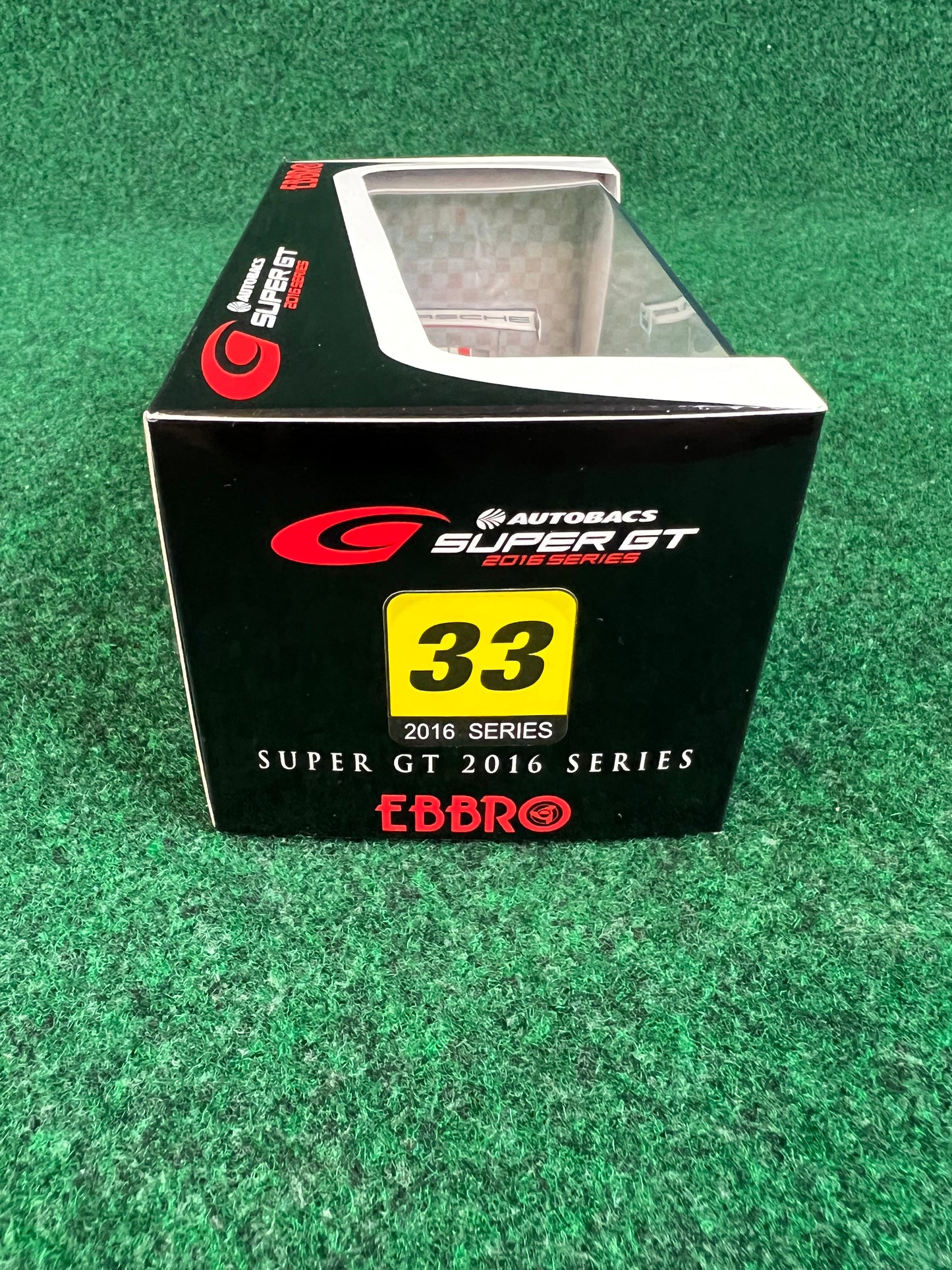 EBBRO - SUPER GT 2016 Excellence Porsche 911 GT300 No. 33 1/43 Scale Diecast