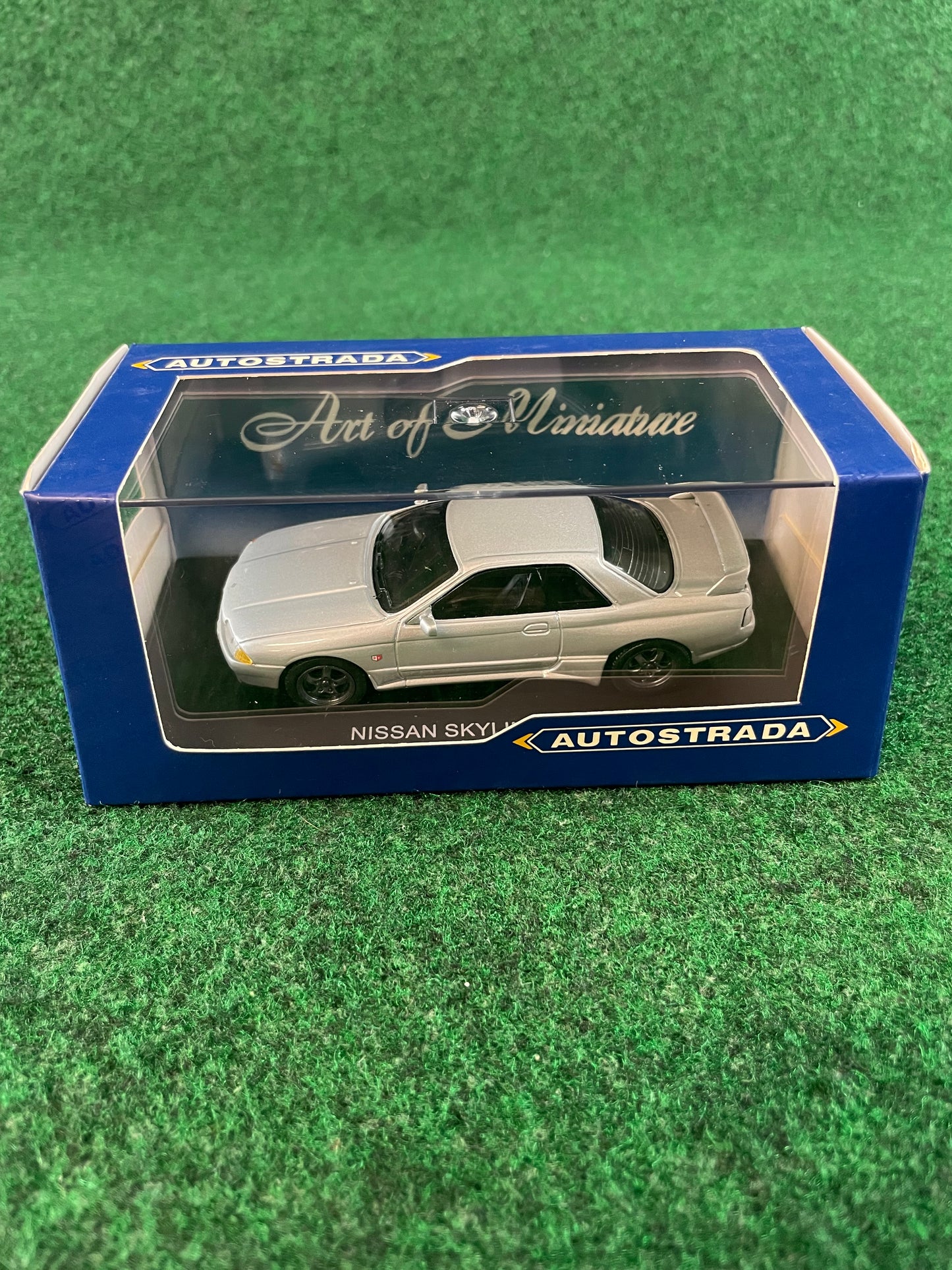 Autostrada - Nissan Skyline R32 GT-R (Silver) 1/43 Scale Diecast