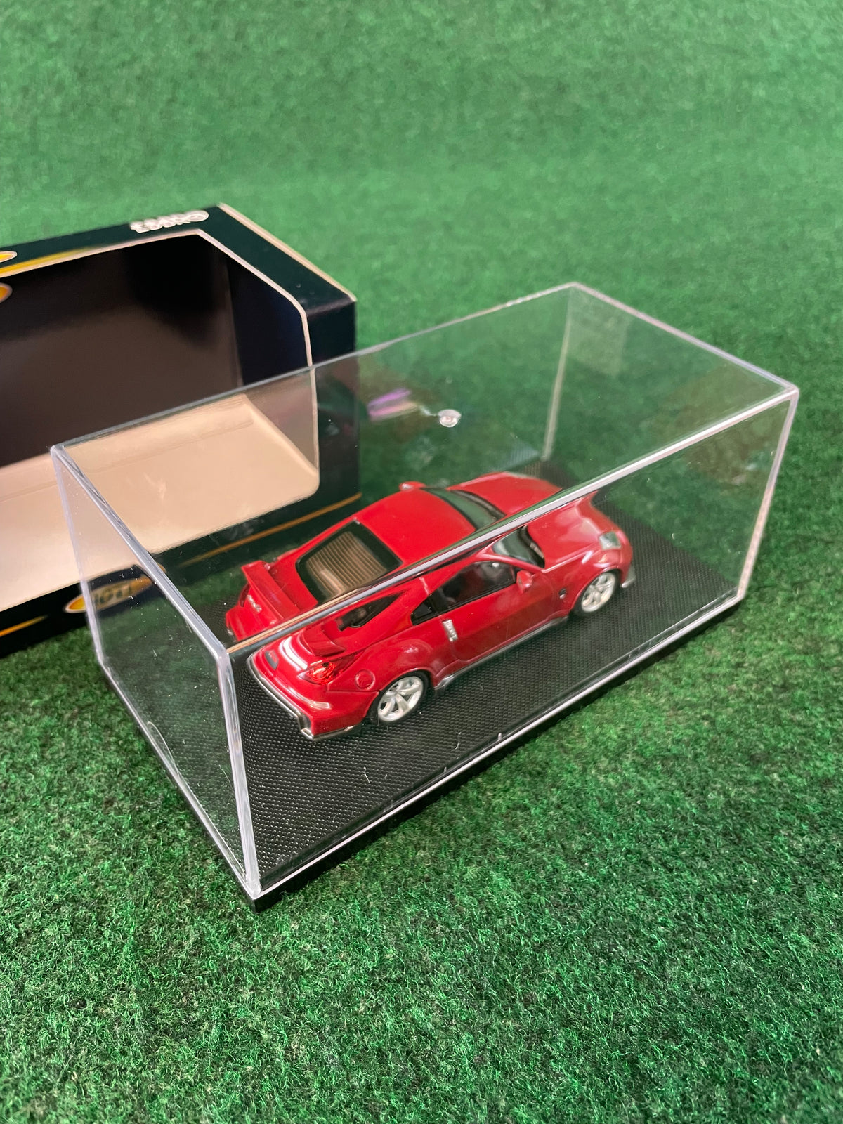 EBBRO - 2007 Nissan Fairlady Z NISMO Red 1/43 Scale Diecast