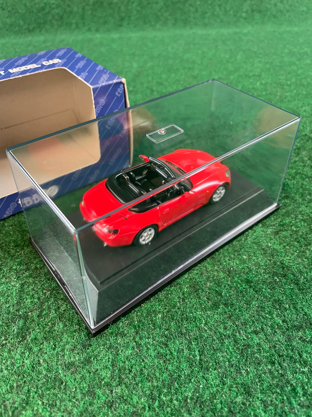 EBBRO 1999 Honda S2000 (New Formula Red) 1/43 Scale Diecast