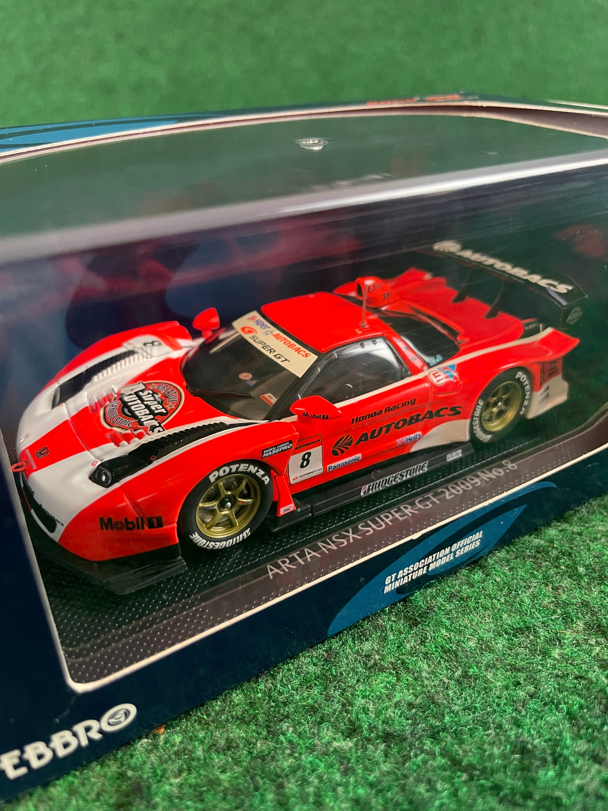 EBBRO - 2009 Super GT ARTA Autobacs Honda NSX 1/43 Scale Diecast