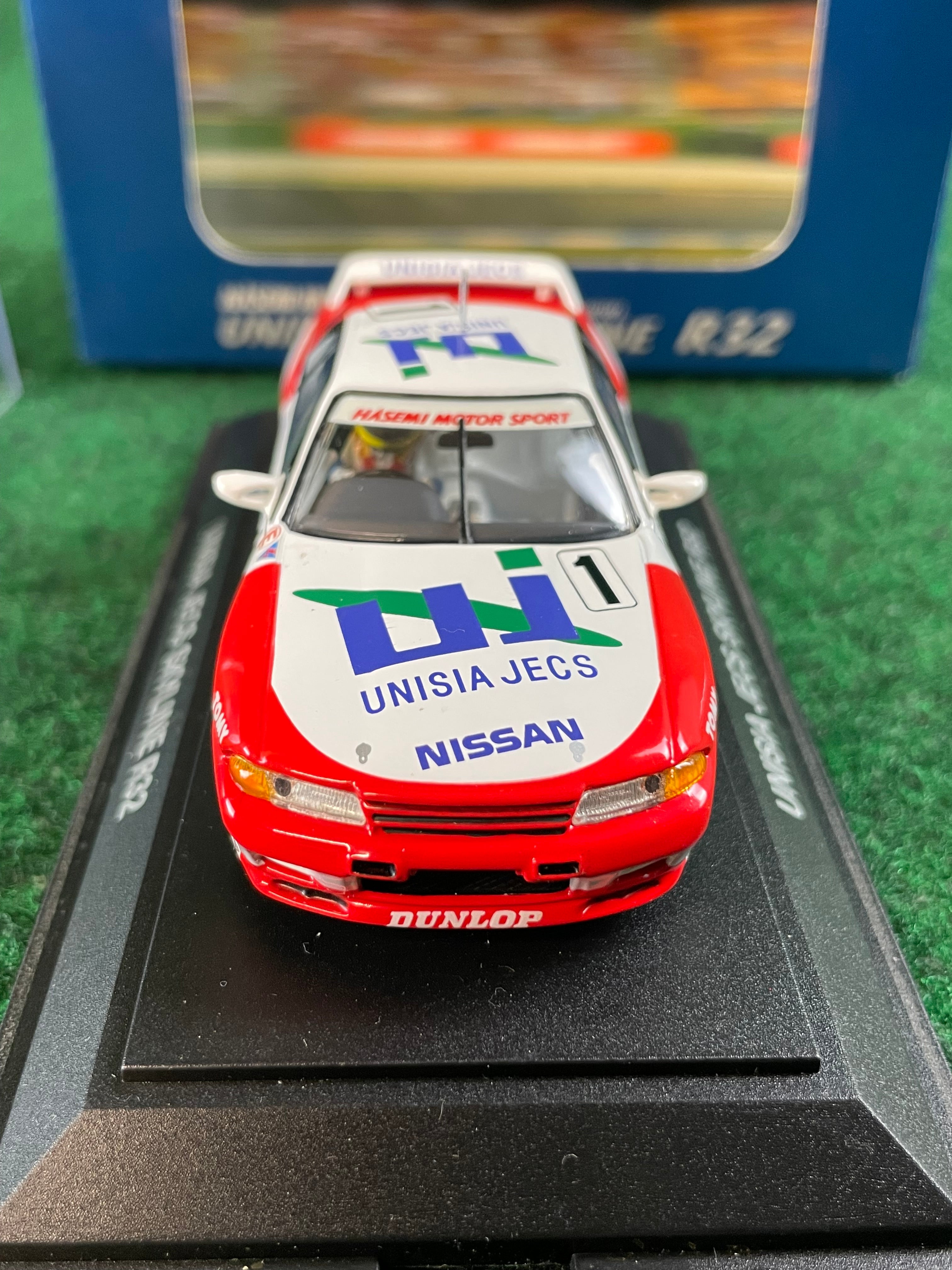 EBBRO Tomy - Hasemi Motor Sport Unisia JECS Group A Nissan Skyline