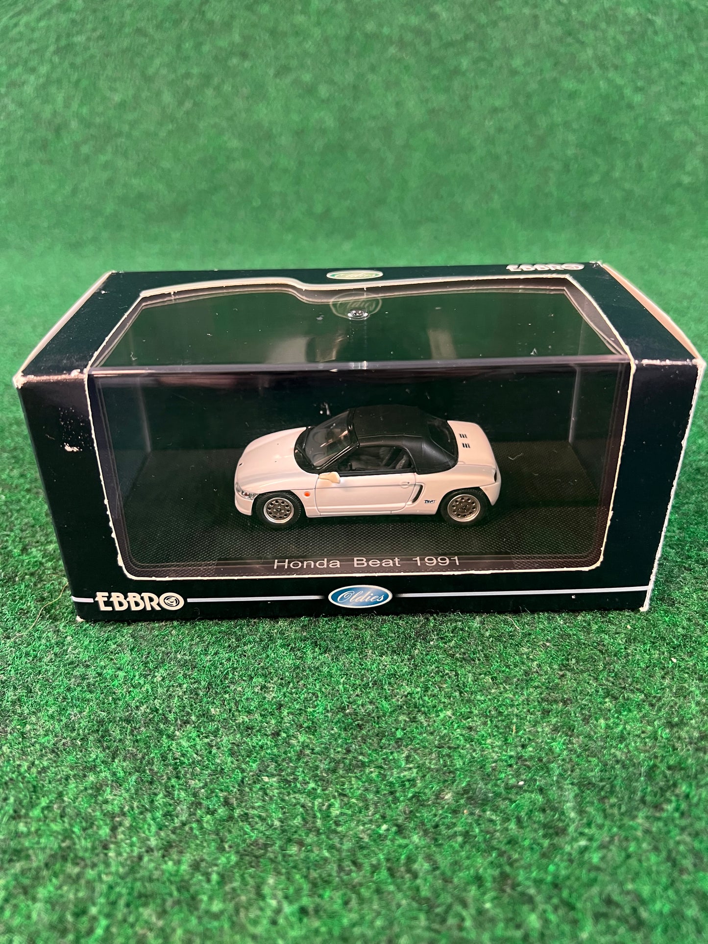 EBBRO Oldies - 1991 Honda Beat White Convertible 1/43 Scale Diecast