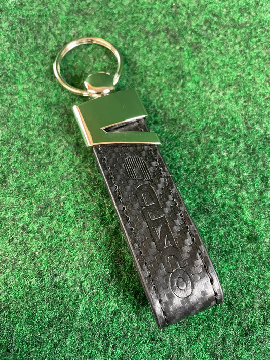 CUSCO - Carbon Fiber Leather Style Look Black/Chrome Strap Keychain