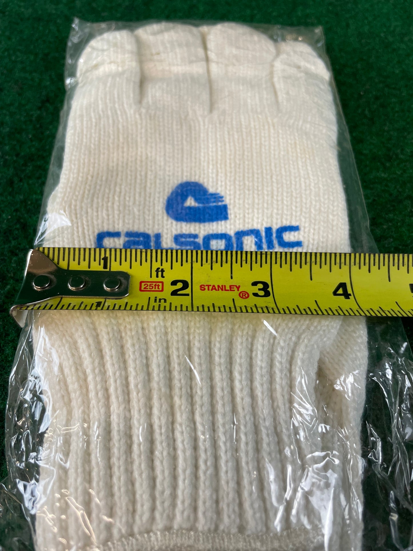 Calsonic Racing Team - Blue & White Vintage Knit Work Gloves Set