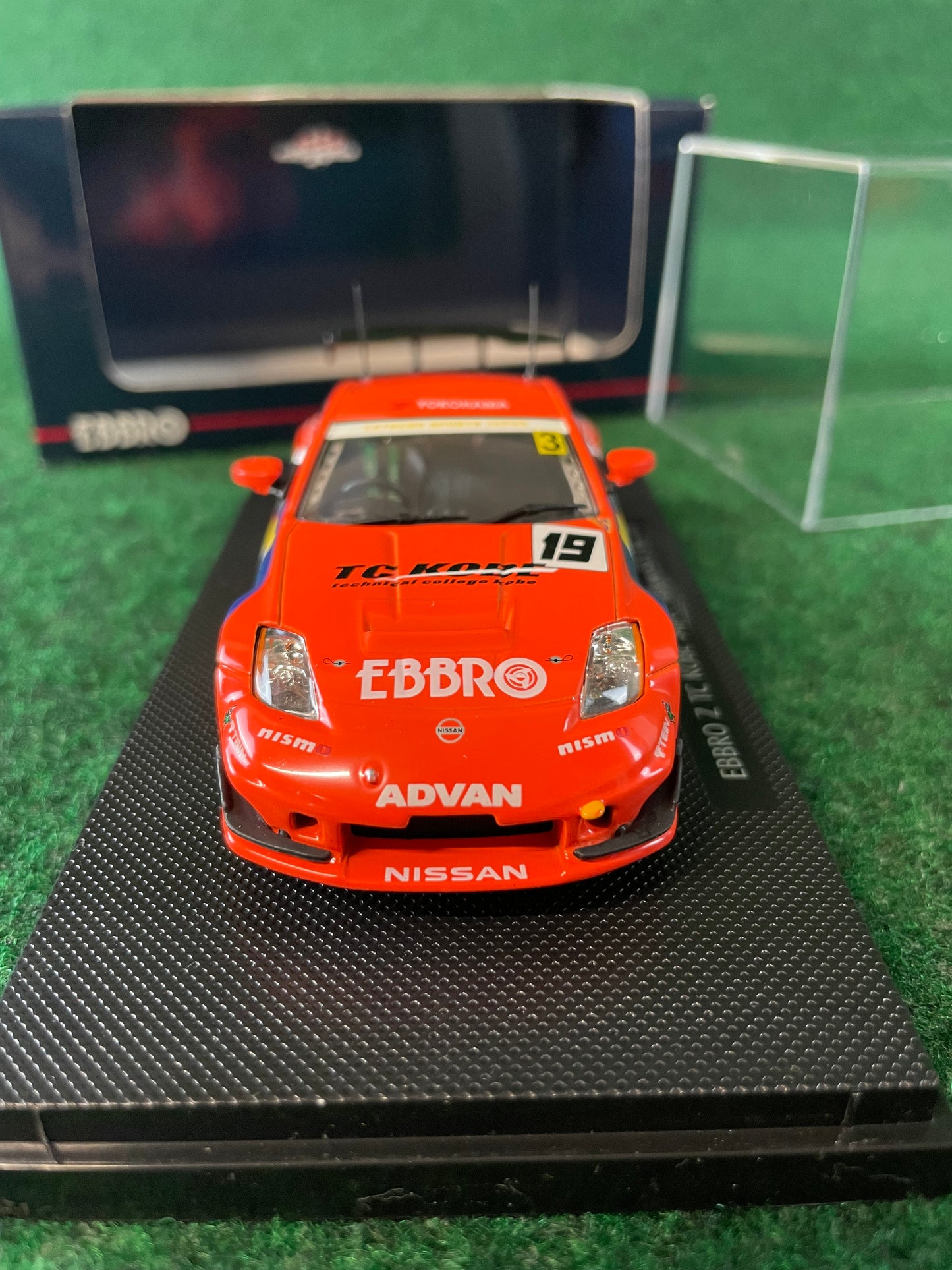EBBRO Racing Collection Nissan Fairlady Z - TC KOBE Cwest 1/43 Scale Diecast