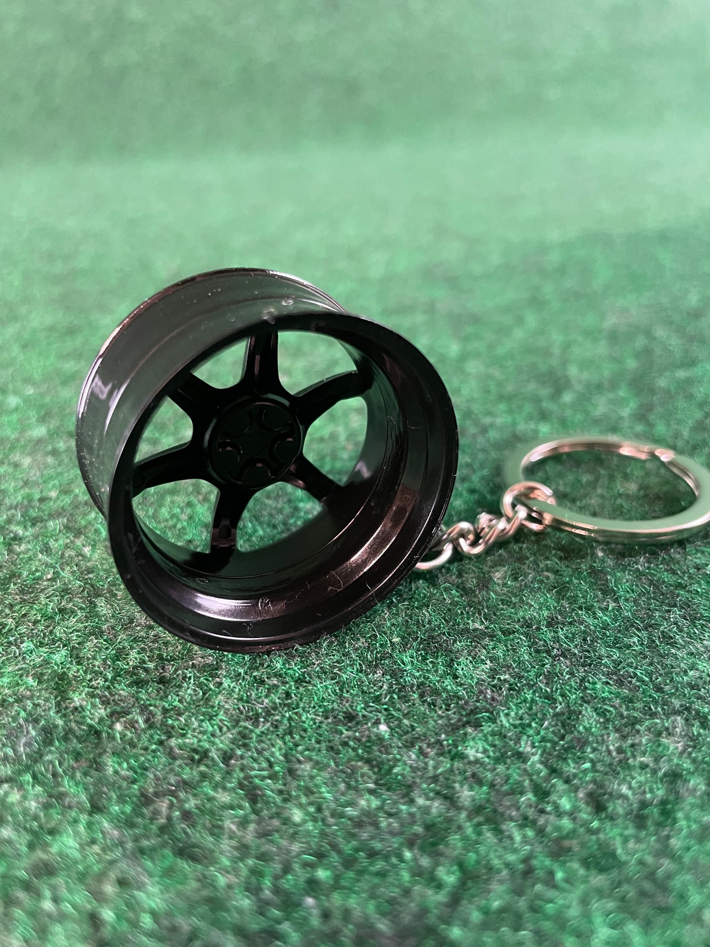 TC Juurokuhoi Vending Machine Nissan R35 GT-R NISMO Wheel Keychain