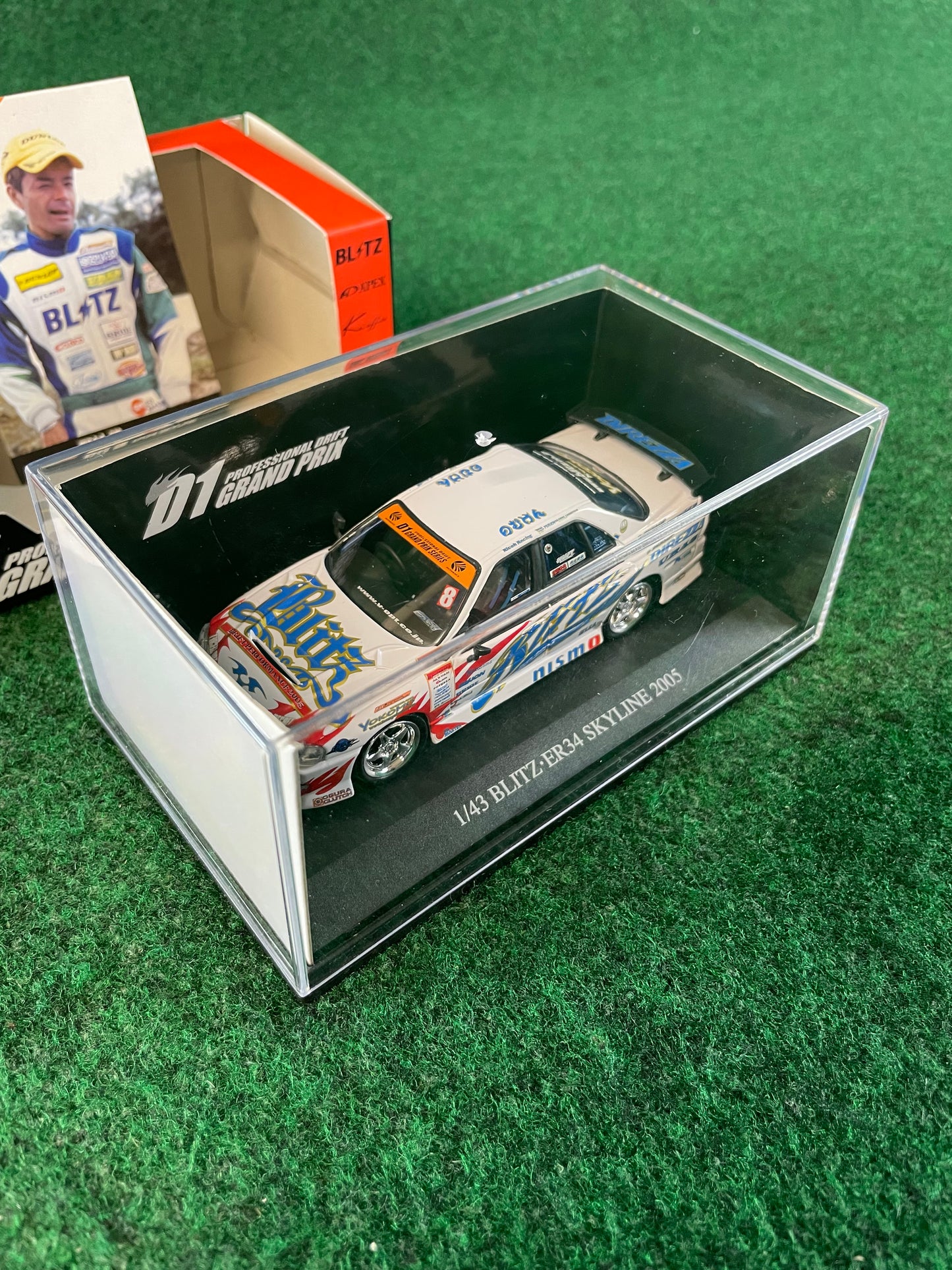 DISM D1 Grand Prix Memorial - 2005 Blitz Nissan Skyline ER34 1/43 Scale Diecast
