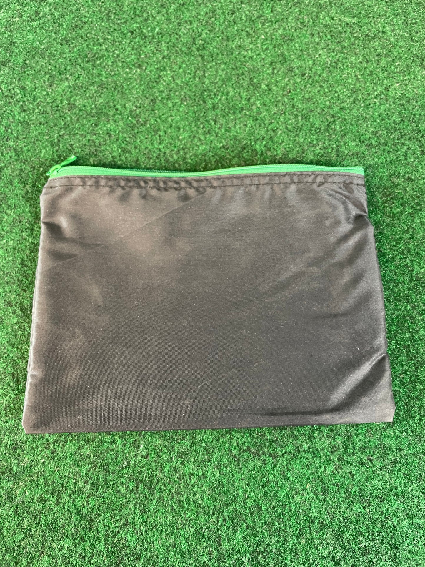 Nissan Skyline R32 GTS-T Type M - Green and Yellow Zipper Bags Set