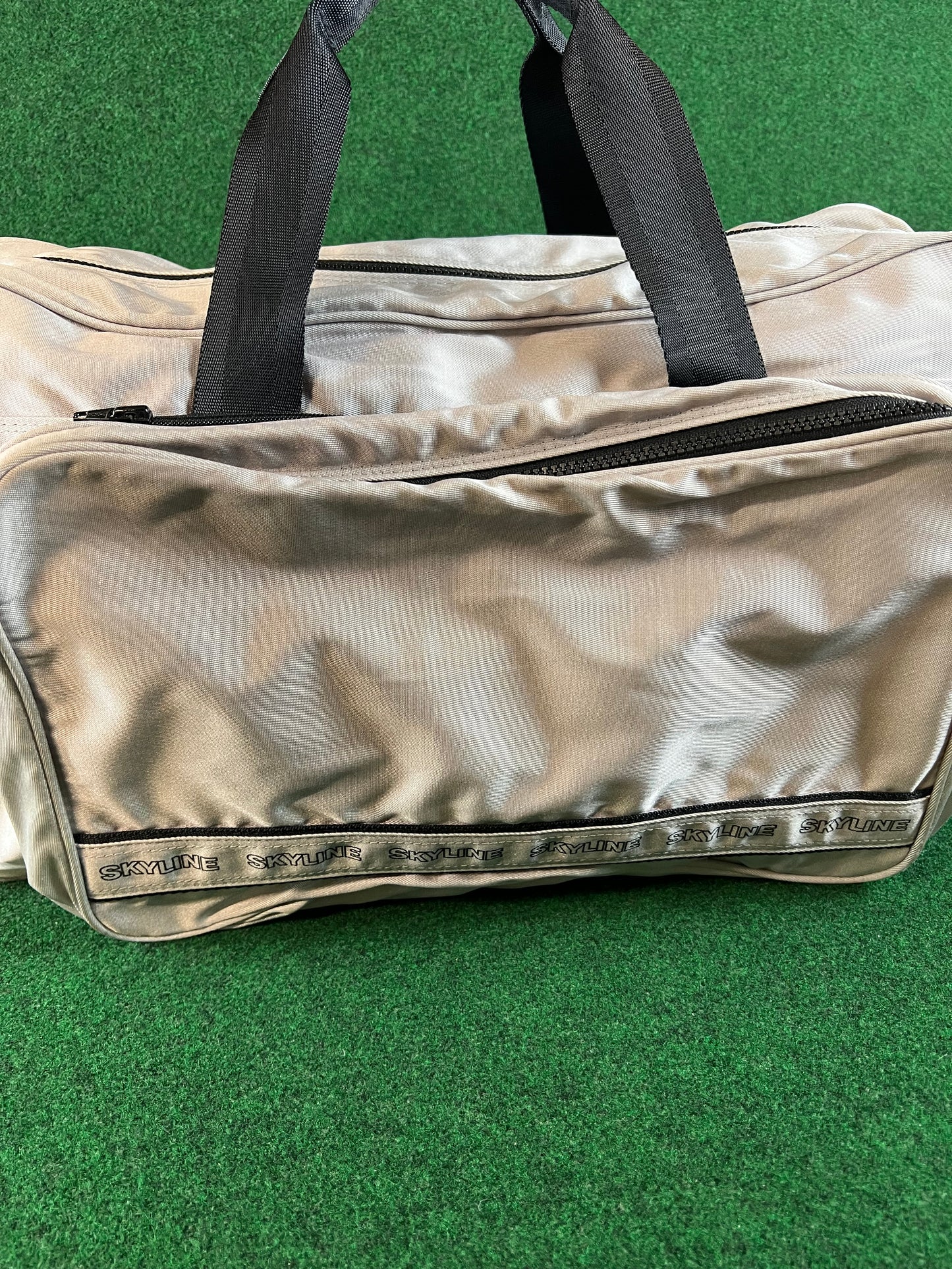 SKYLINE - Nissan Vintage Travel Bag Set R30 R31 Era