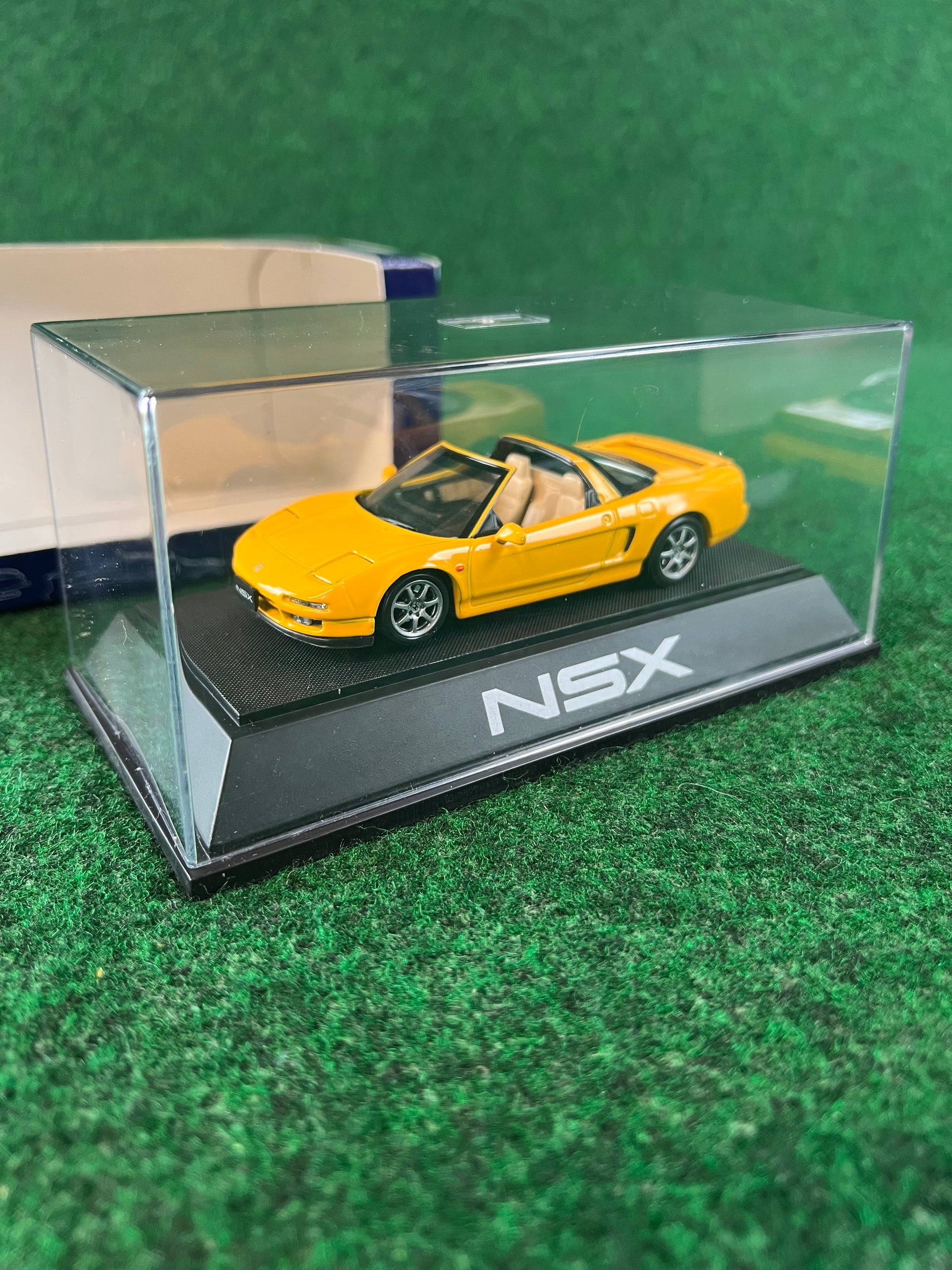 EBBRO Trendies n° 145 HONDA CIVIC Pearl White 1/43 neuf boîte RARE EBBRO Trendies n° 145 HONDA CIVIC Pearl White 1/43 neuf boîte RARE