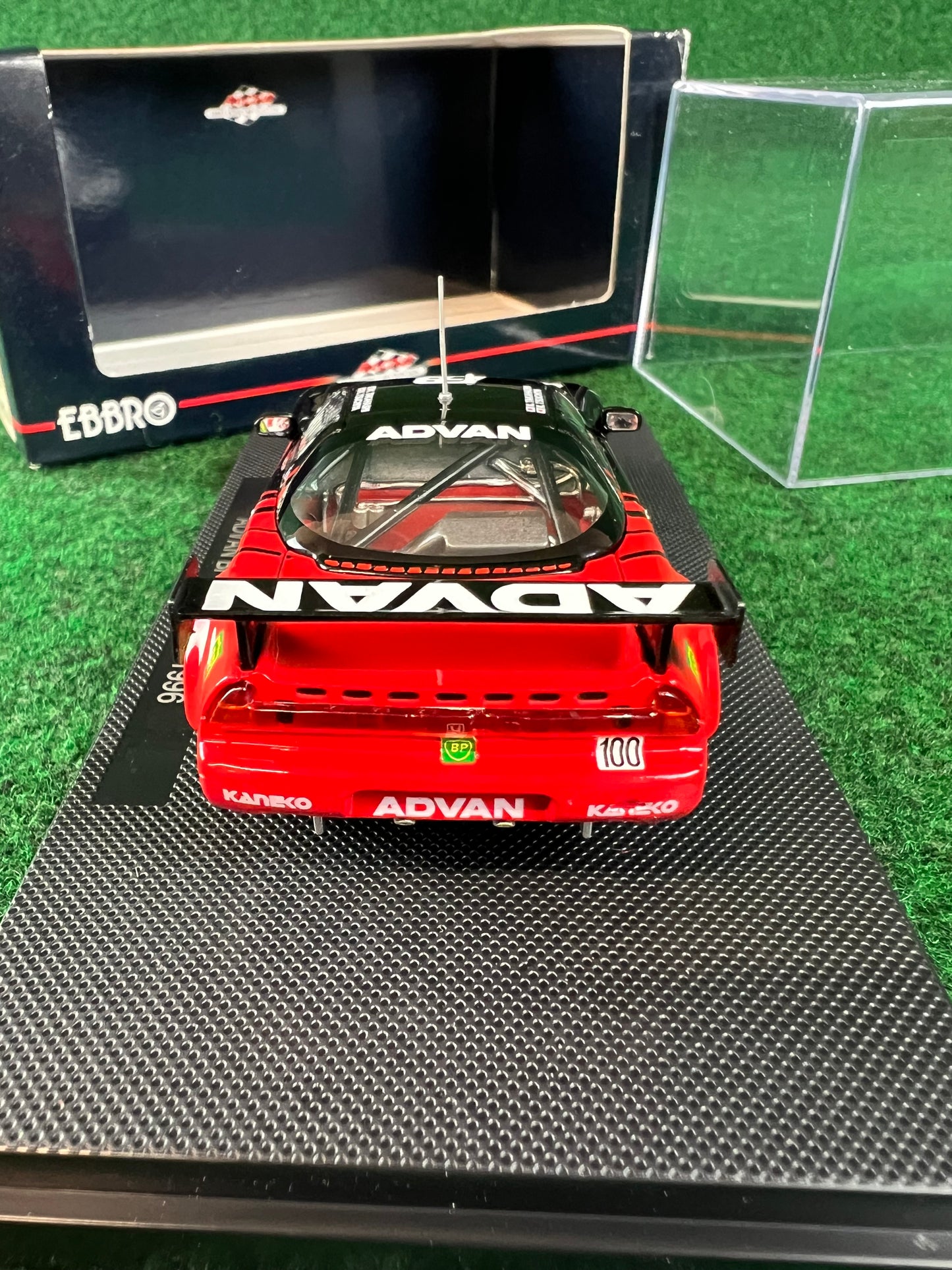 EBBRO Racing Collection - Advan BP JGTC 1996 Honda NSX 1/43 Scale Diecast