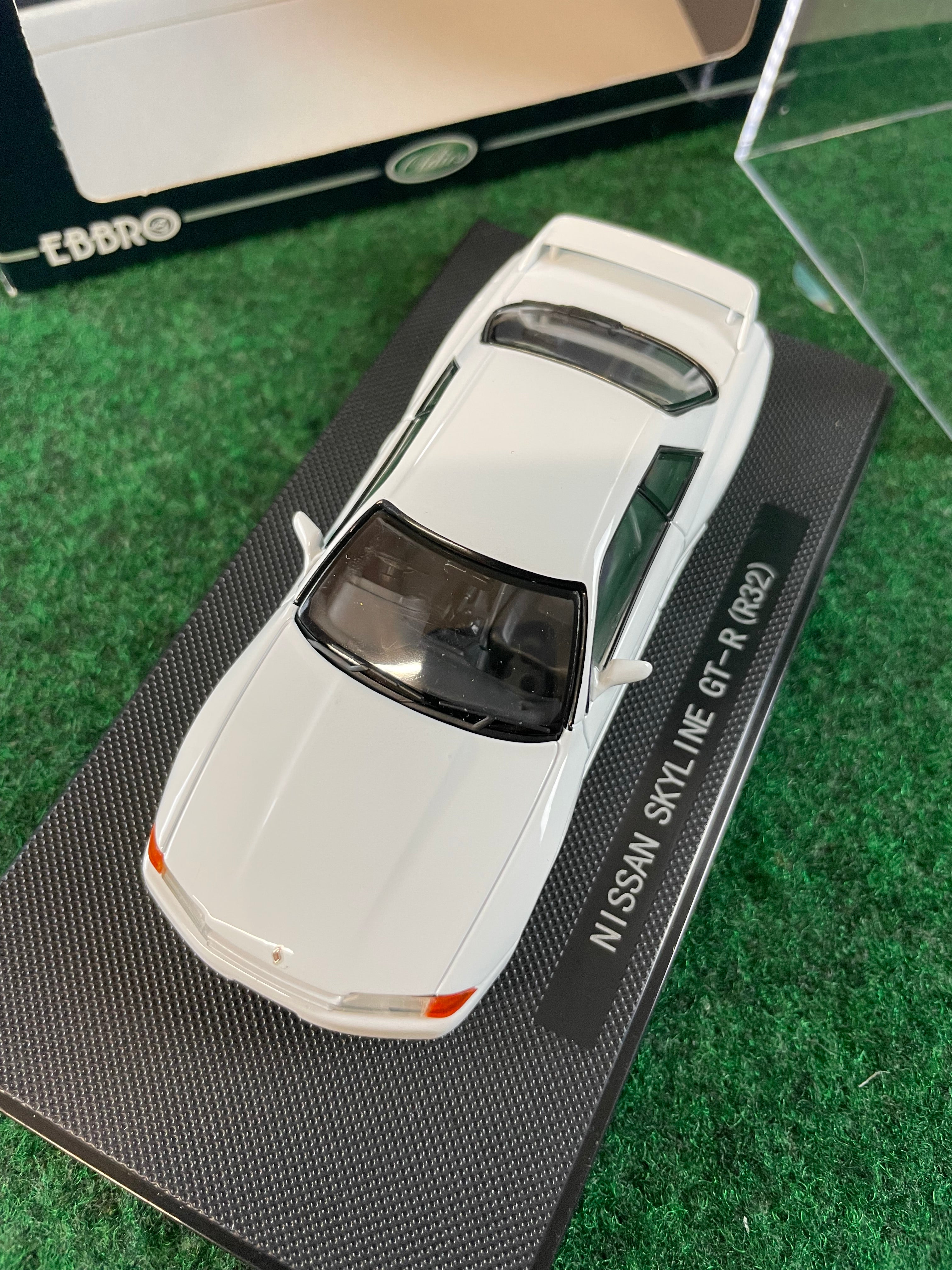 EBBRO Oldies - Nissan Skyline R32 GT-R 1/43 Scale Diecast