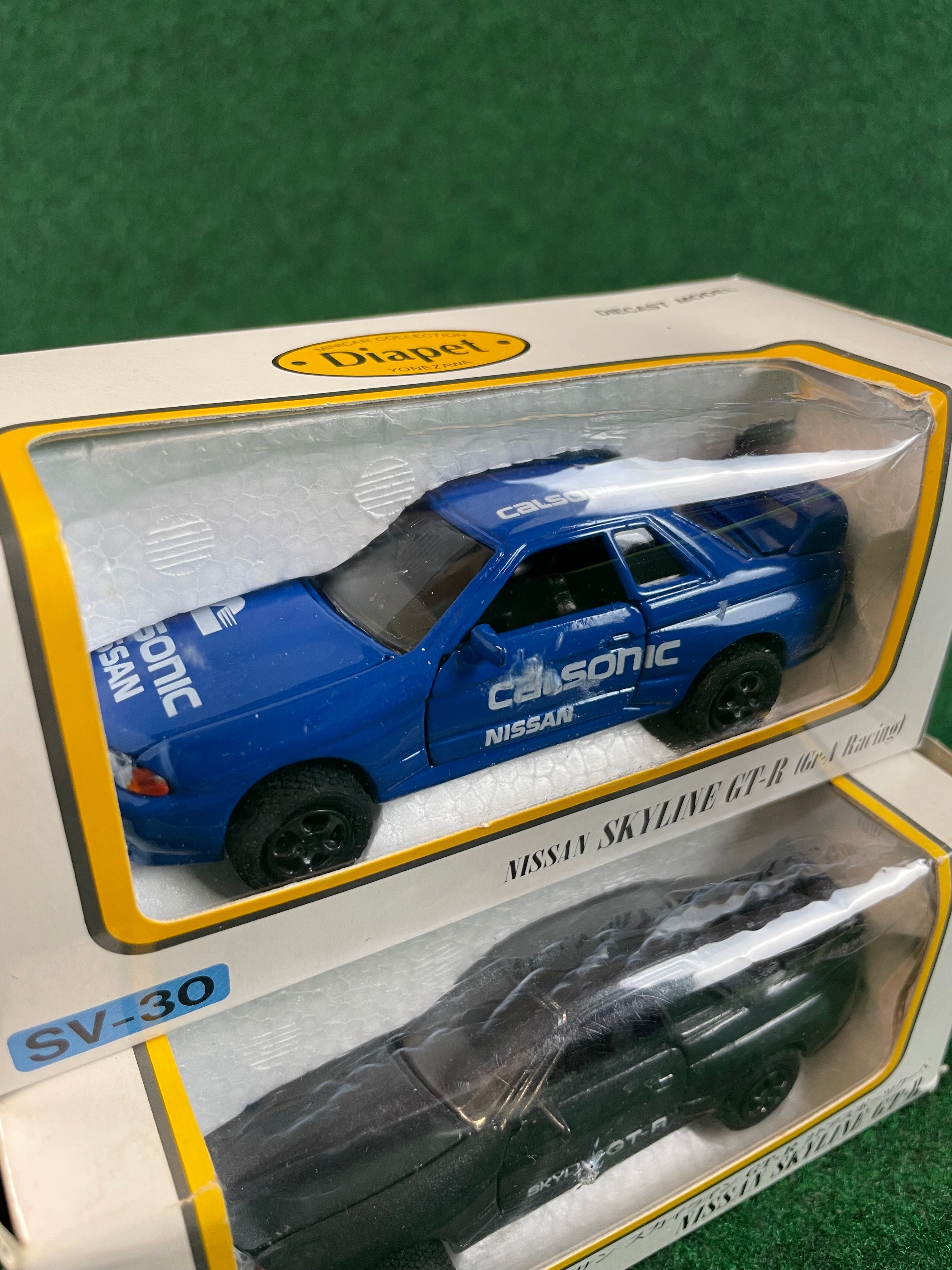 Diapet - Calsonic Group A & Debut Edition Nissan Skyline R32 GT-R