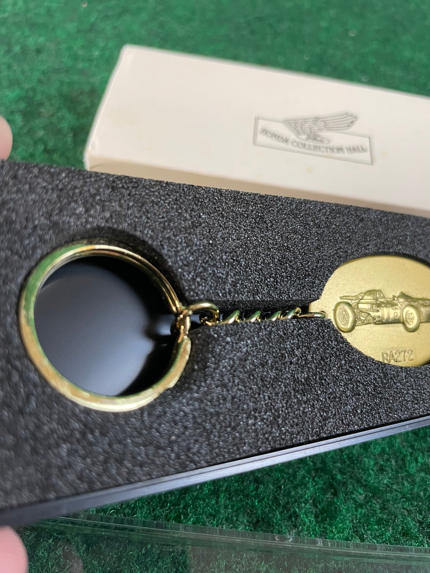 Honda RA272 Honda Collection Gold Keychain and Towel Set