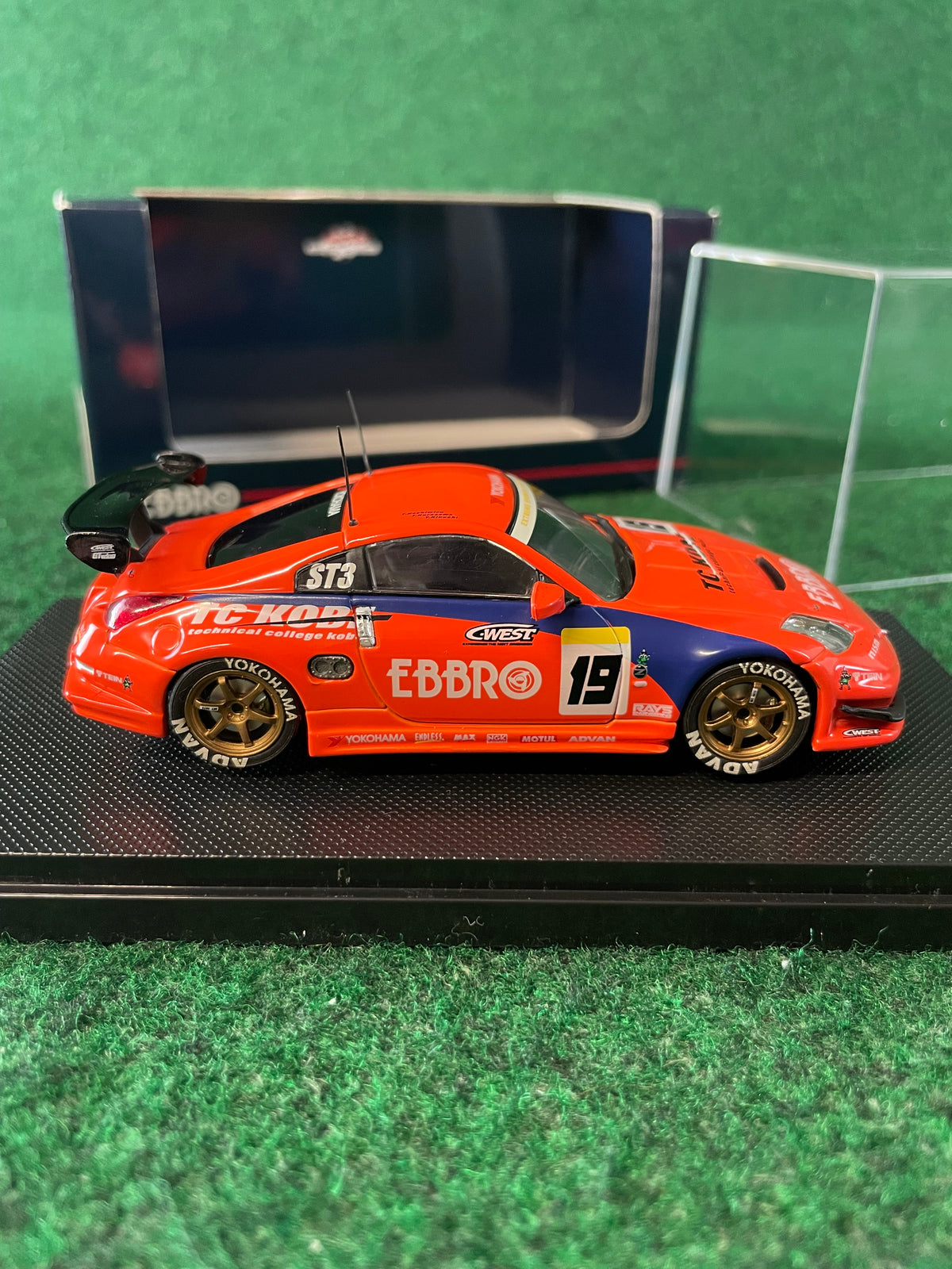 EBBRO Racing Collection Nissan Fairlady Z - TC KOBE Cwest 1/43 Scale Diecast