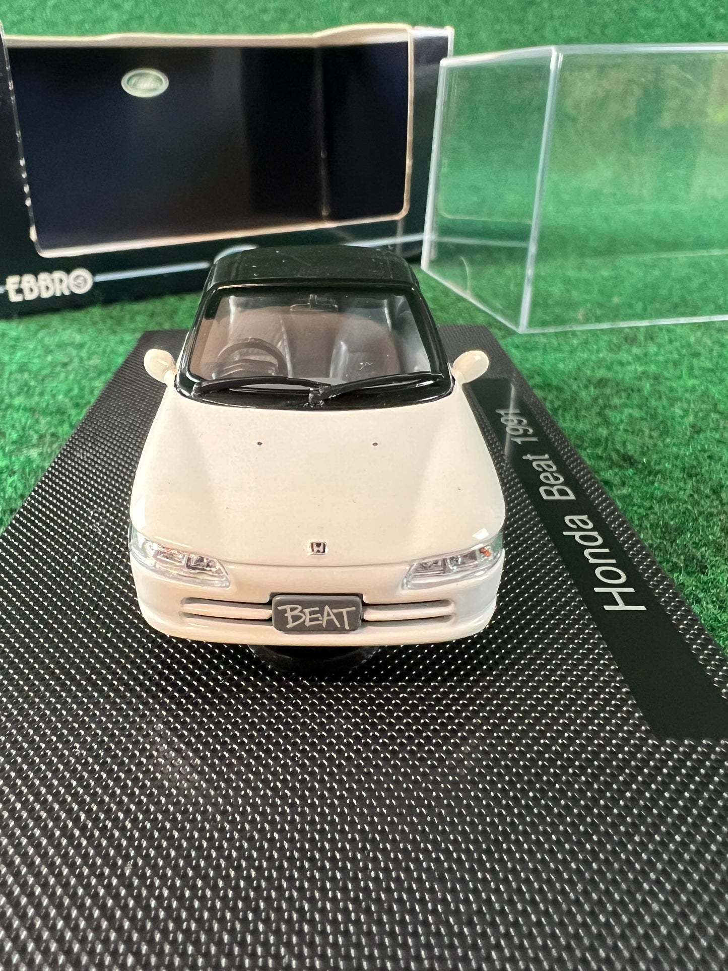 EBBRO Oldies - 1991 Honda Beat White Convertible 1/43 Scale Diecast