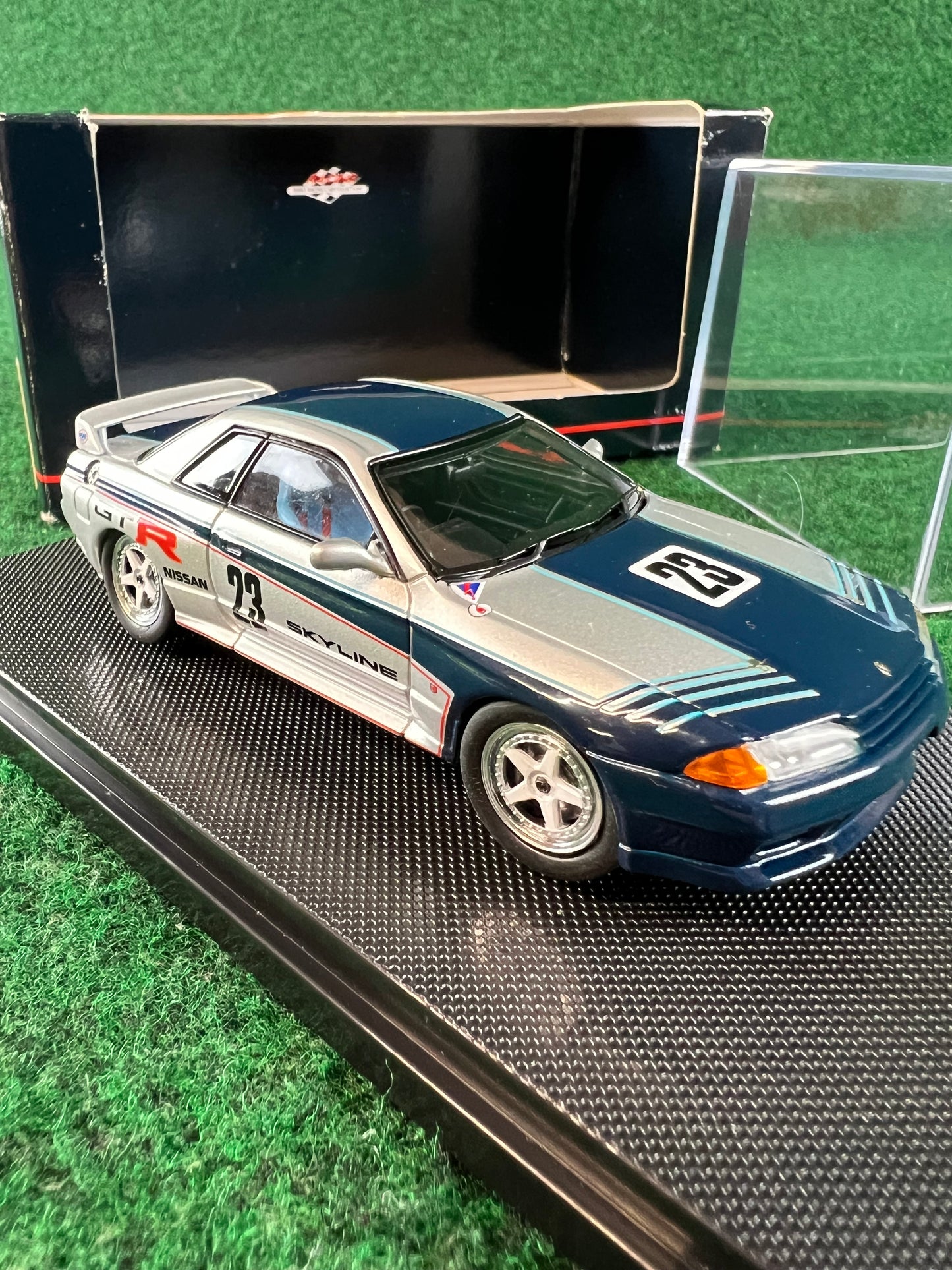 EBBRO Racing Car Collection Nissan Skyline R32 GTR Gr.A Test Car 1/43 Scale Diecast