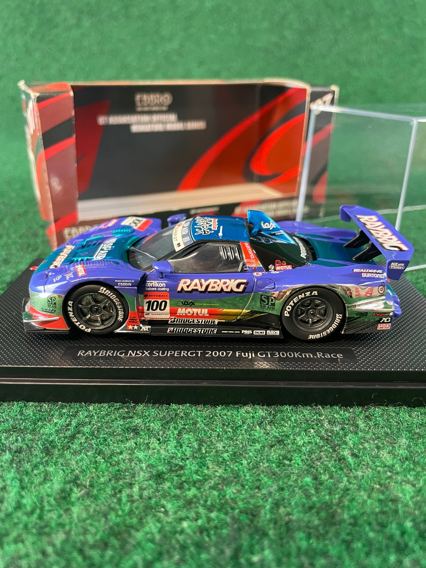 EBBRO - SuperGT 2007 Raybrig Honda NSX Fuji 300km 1/43 Scale Diecast
