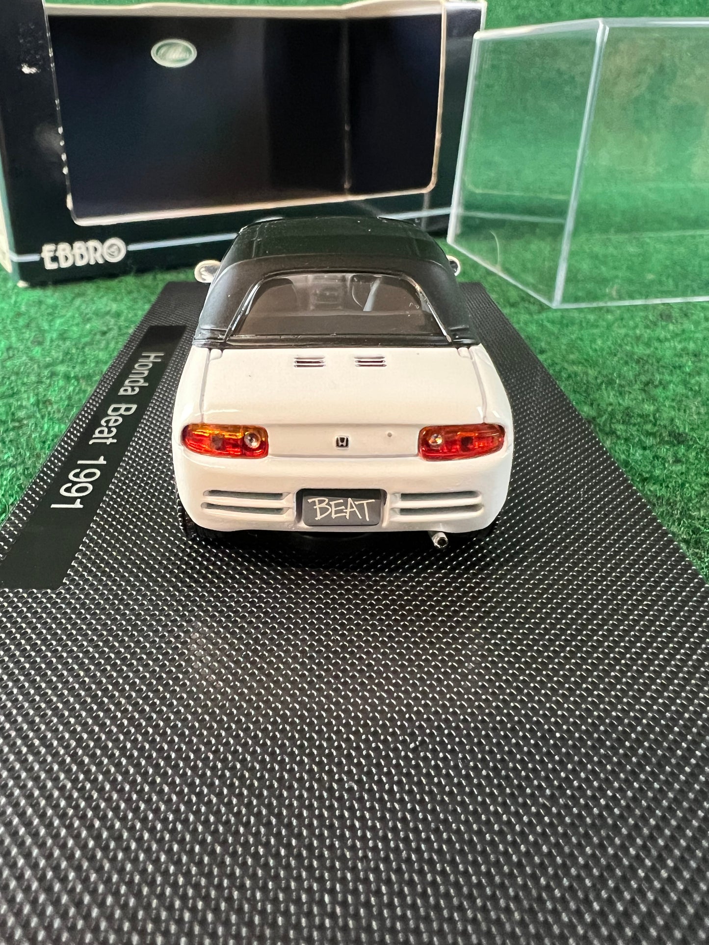 EBBRO Oldies - 1991 Honda Beat White Convertible 1/43 Scale Diecast