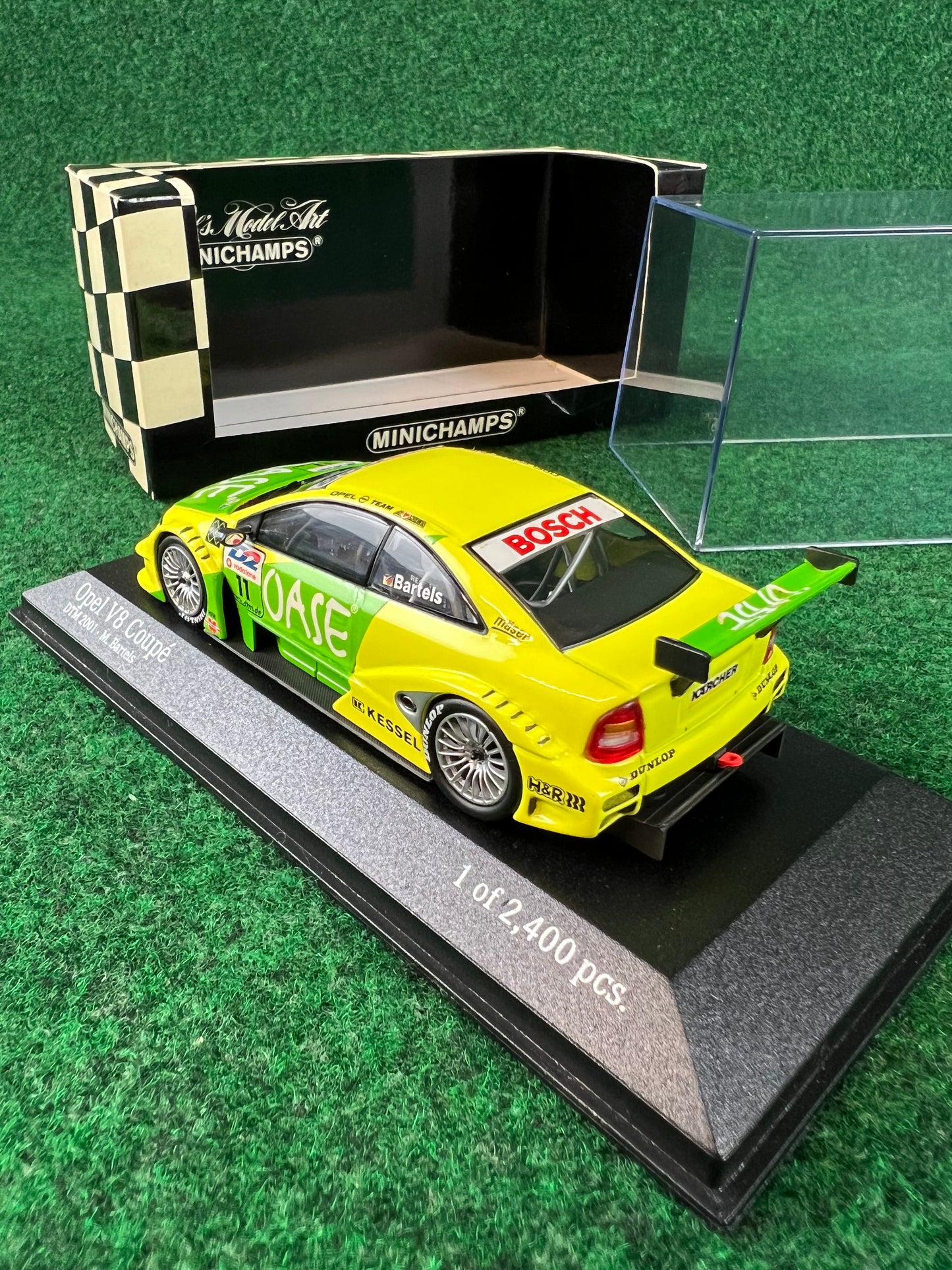 Minichamps - Opel V8 Coupe DTM 2001 Racecar 1/43 Scale Diecast