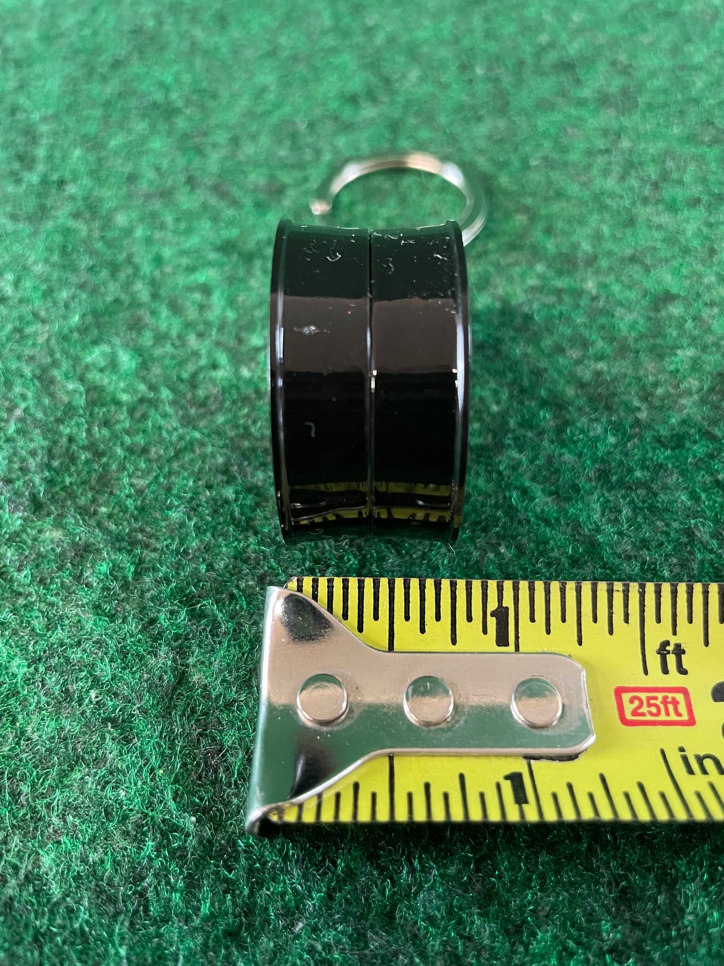 TC Juurokuhoi Vending Machine Nissan R35 GT-R NISMO Wheel Keychain
