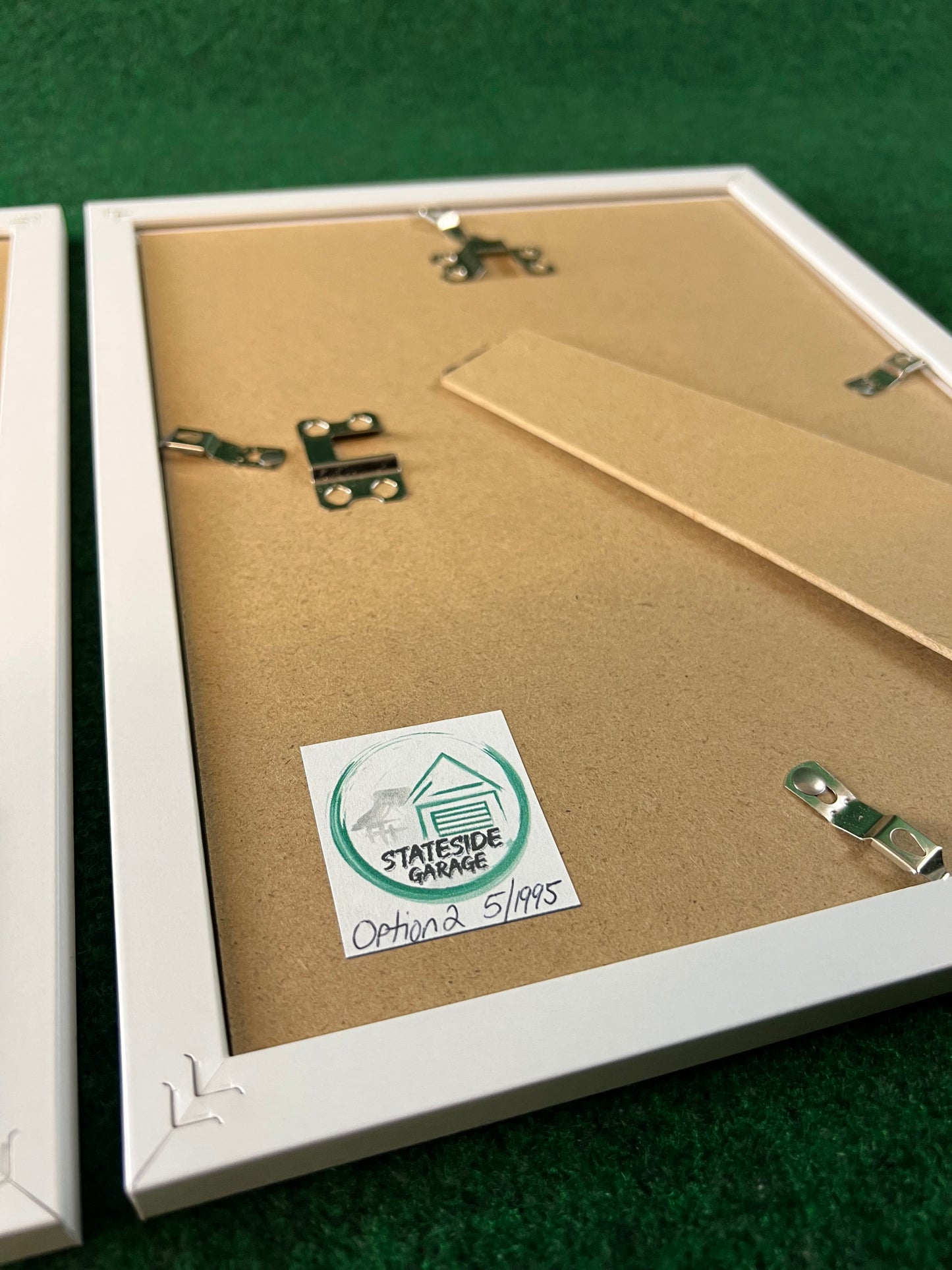 Desmond Regamaster EVO Wheels - Nissan Skyline R32 GT-R Specs Framed Advertisement Picture Set (1995)